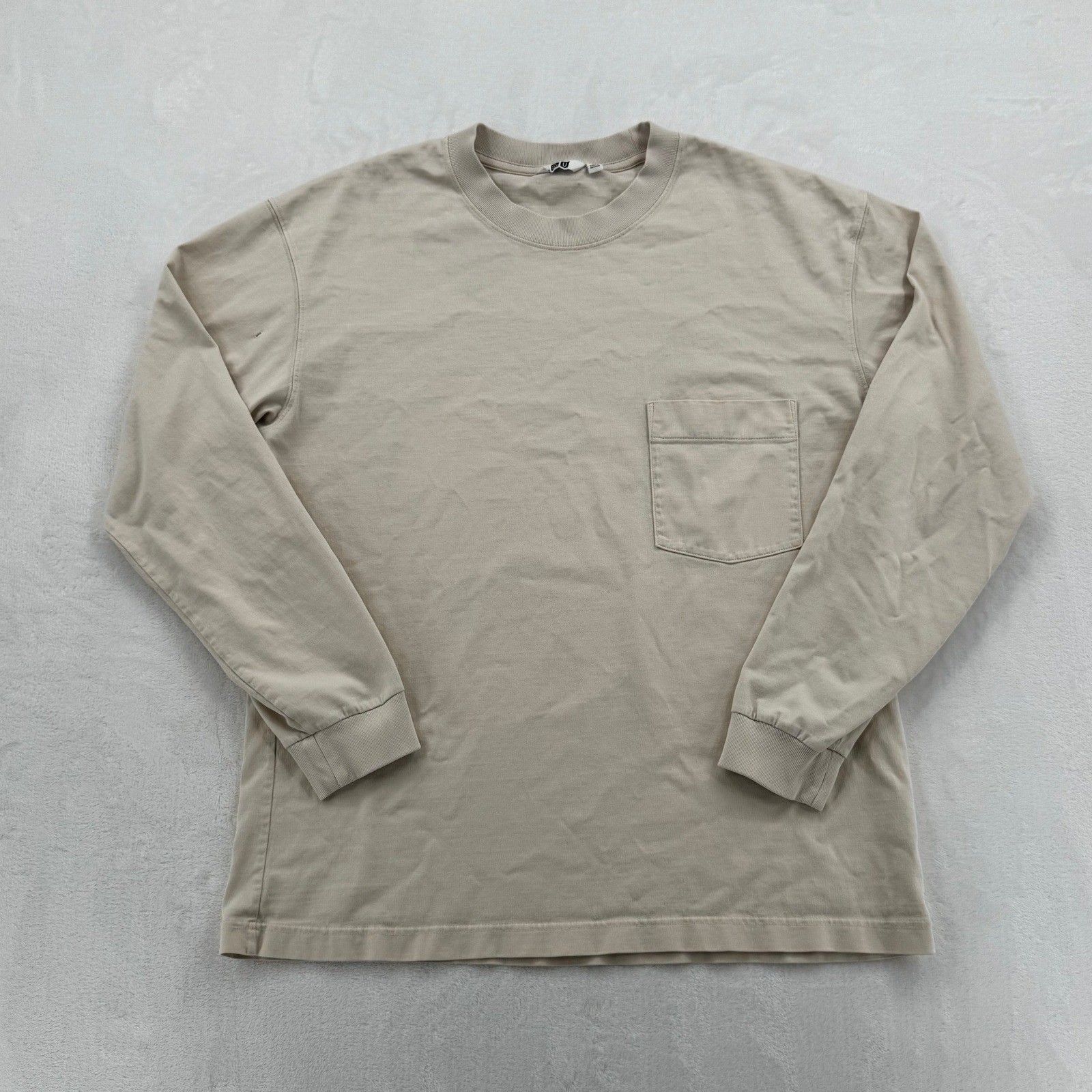 Men's Uniqlo U Pocket T-Shirt Large Beige Good Long Sleeve Crew Neck gallery