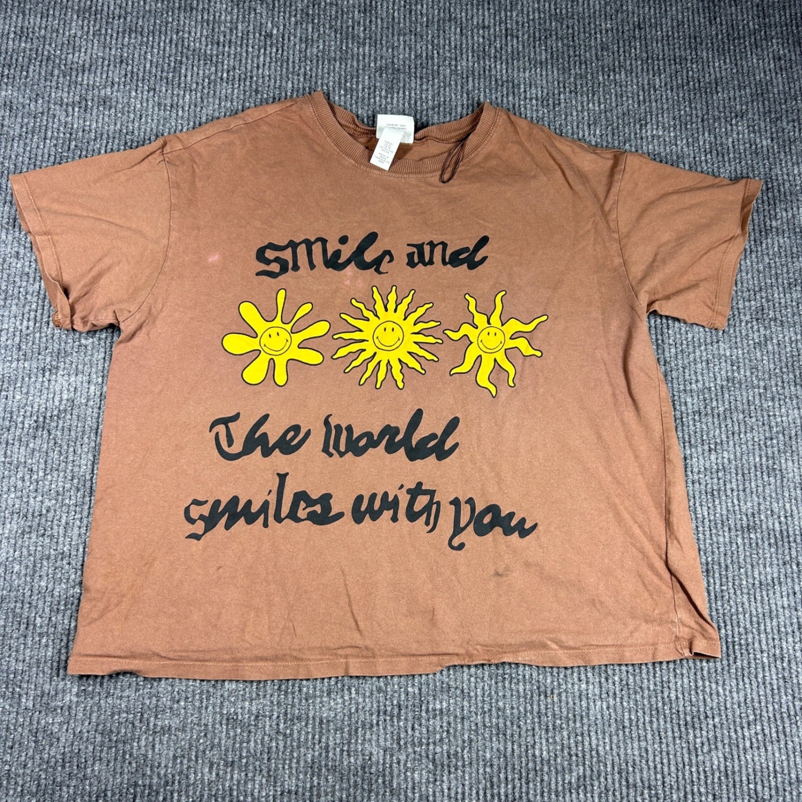 Smiley x H&M Shirt Mens XL Brown Graphic Smile and the World Smiles With You