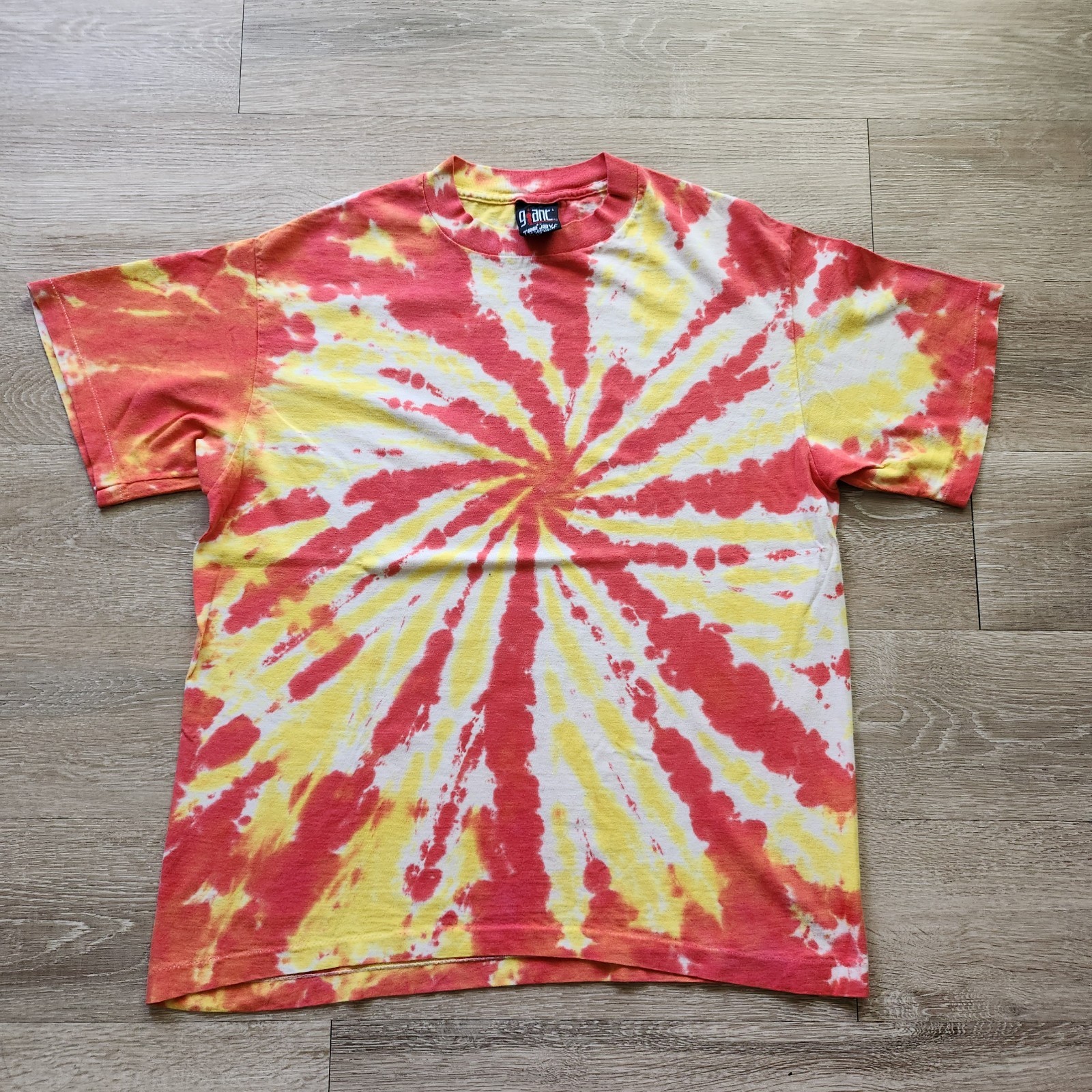 Vintage 90s Giant By Teejays Tie Dye Single Stitch Tshirt Size L gallery