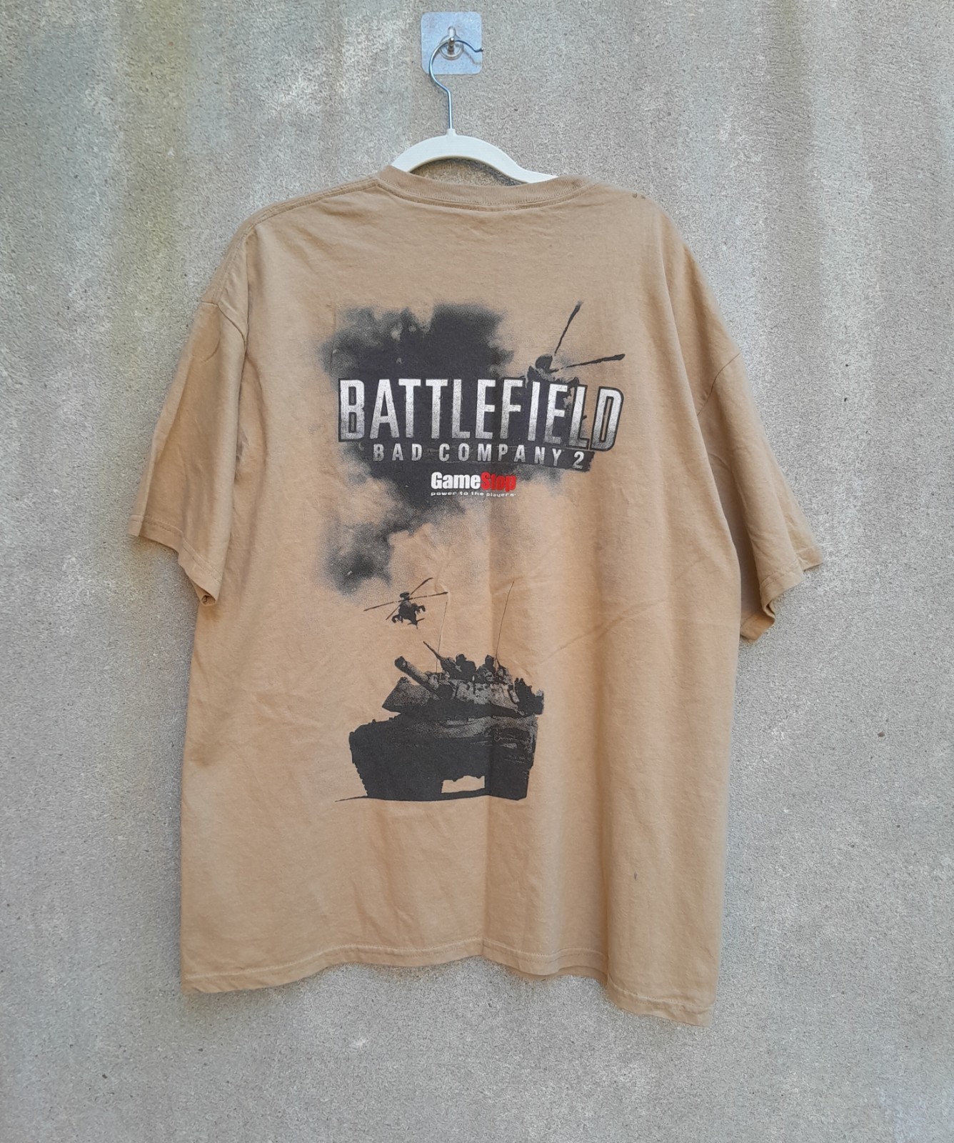 Battlefield Bad Company 2 GameStop Promo Shirt XL Tan Graphic Helicopter Y2k gallery