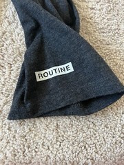 Routine Baseball 3/4 Sleeve T-Shirt Gray Mens Size Large Bats Stars
