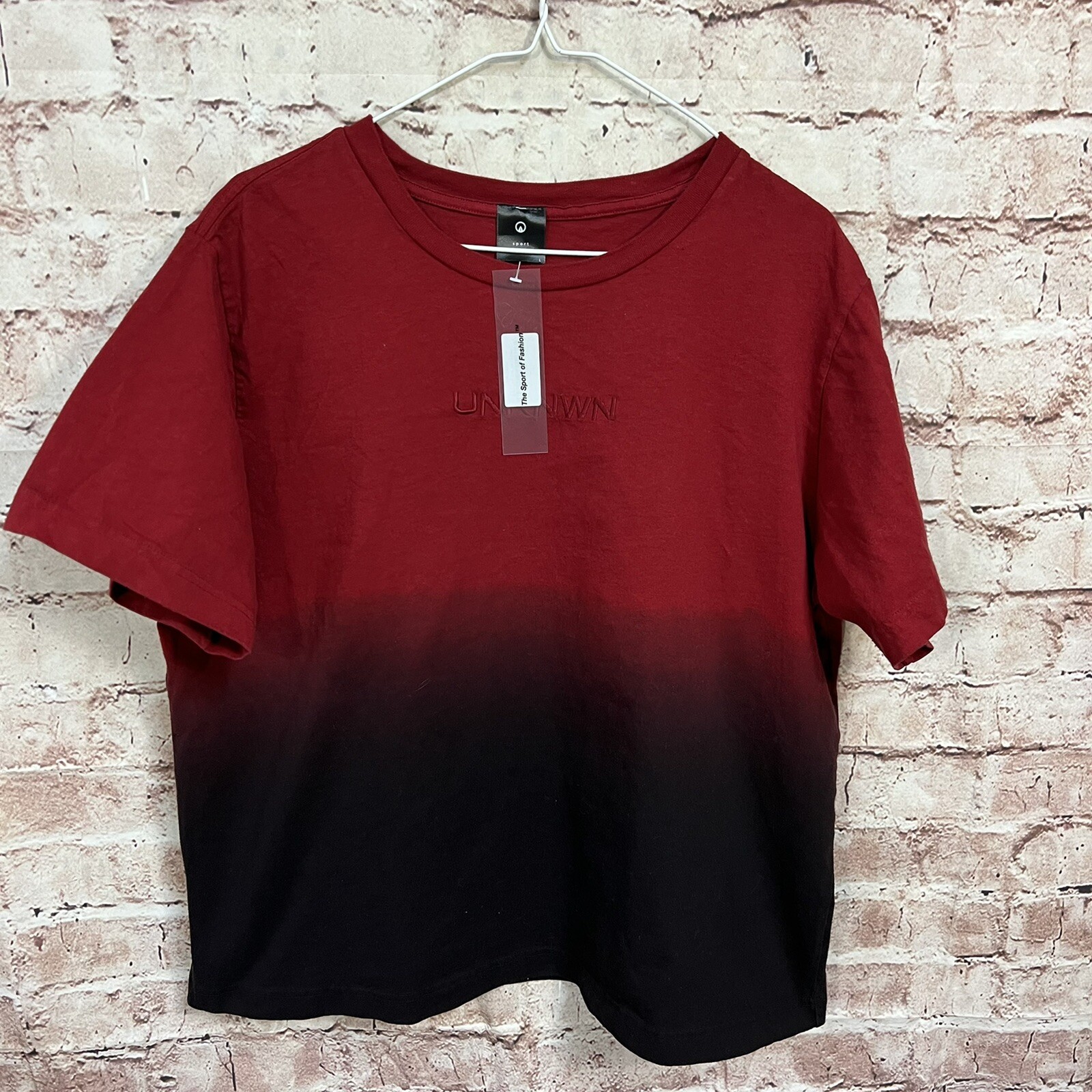 Lebron James Unknwn Red Black Hombre T-Shirt NWT Large gallery