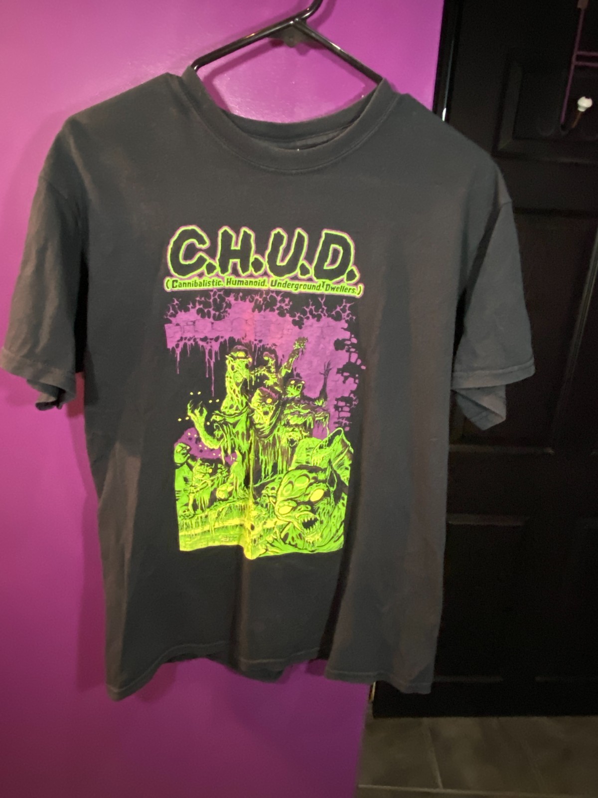 Fright Rags C.H.U.D. 80’s Horror Black Vintage Original 2007 CHUD Medium T-Shirt