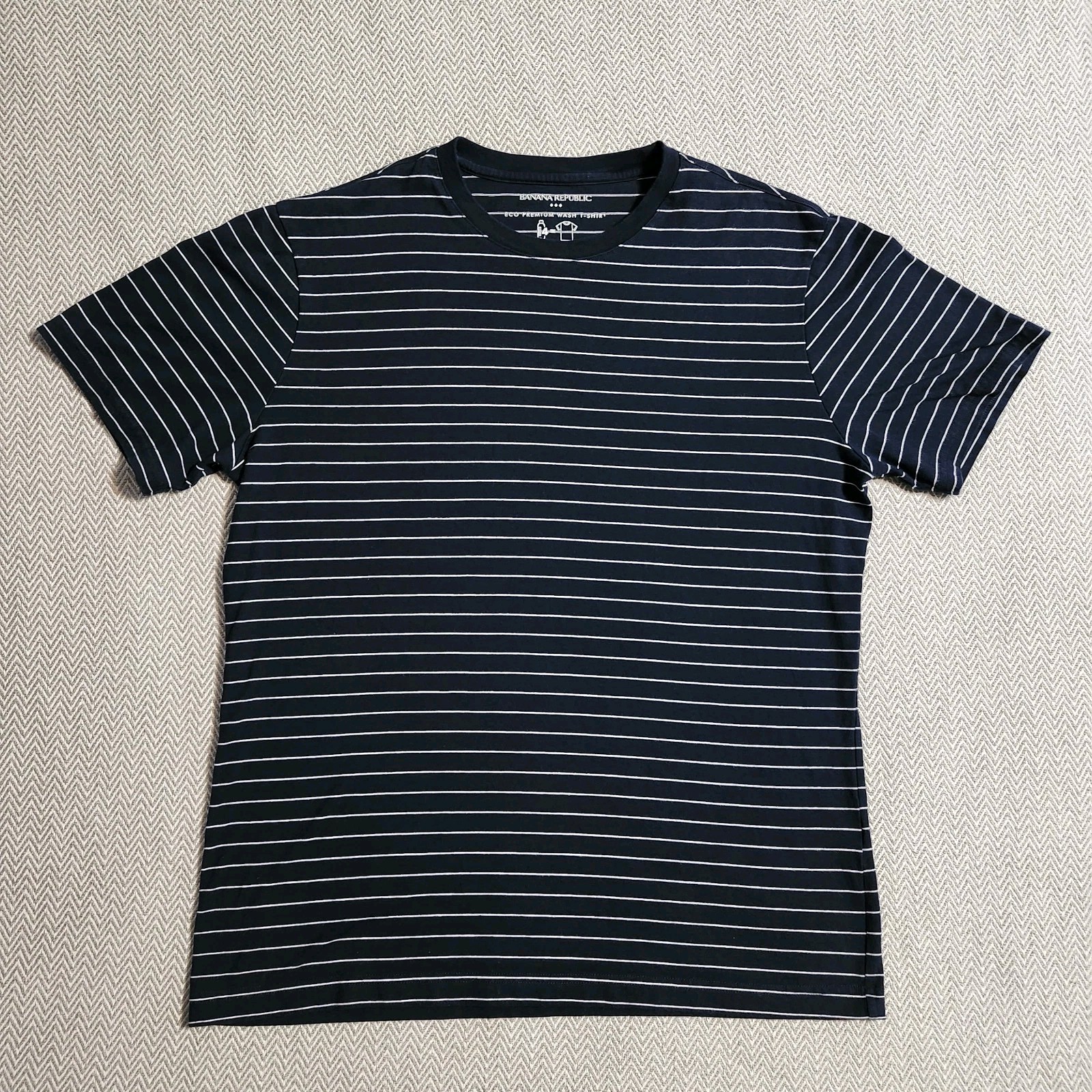 Banana Republic T Shirt Mens Large Blue Striped Short Sleeve Crew Neck Casual gallery