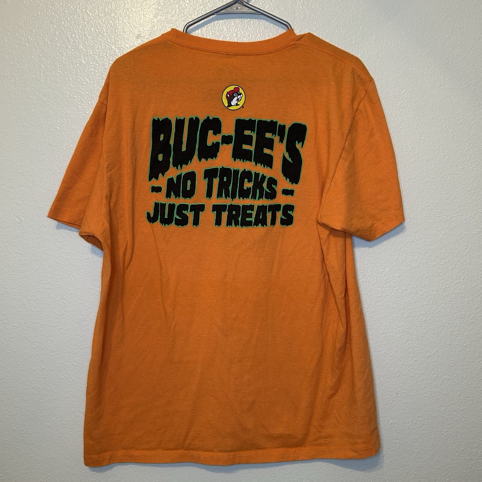 Bucees Franken Beaver No Tricks Just Treats Shirt Large Halloween Orange BG23 gallery
