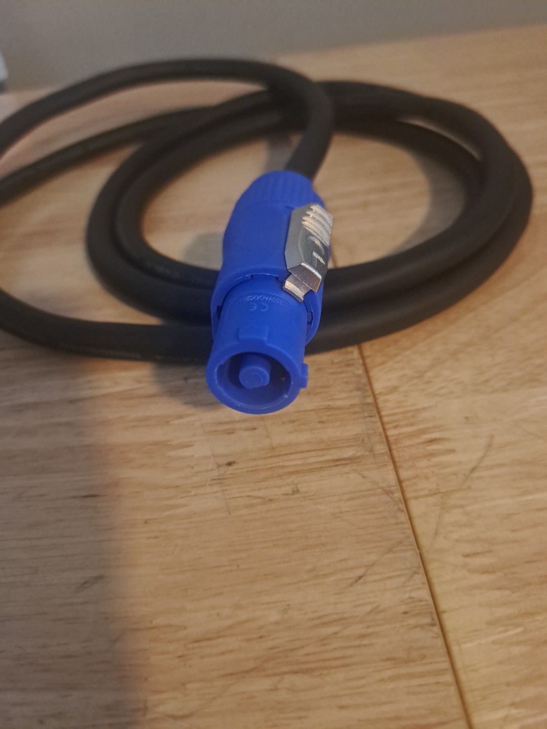 Power Cable With Powercon, 3 Con, 14 AWG, 6’ft, 250V, 20A, 3 Pin, PVC Jacket