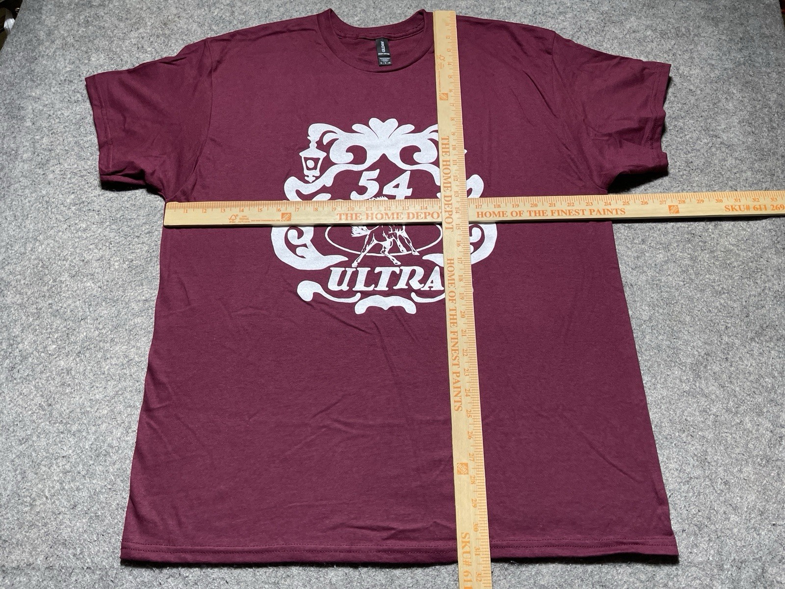 NEW 54 Ultra Live in Concert Early 2026 Maroon Music for Lovers Tour Shirt XL gallery