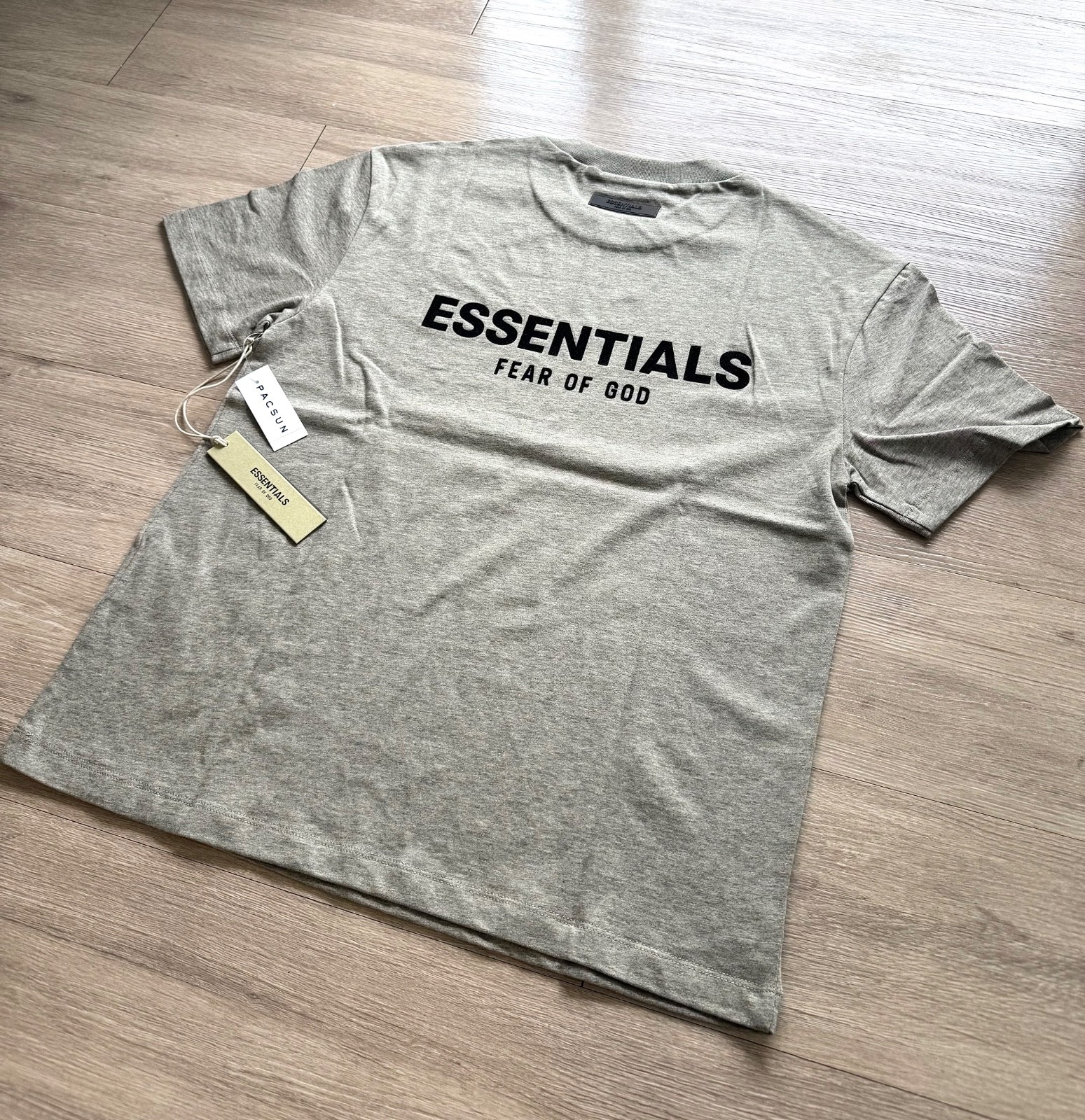 Essentials Fear of God S22 3 Colors Shirts (Black/ Light/ Dark Grey) All Size gallery