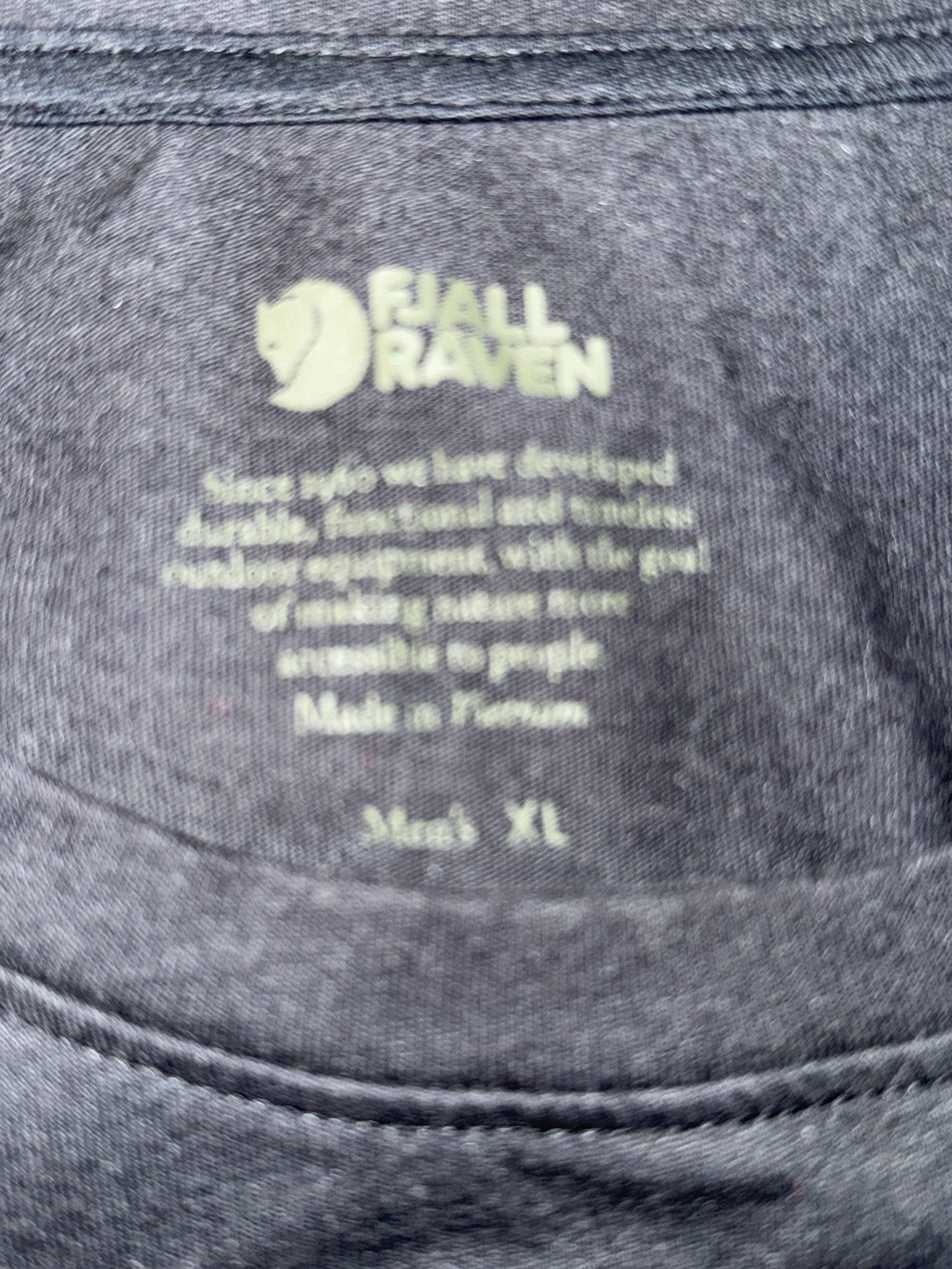Fjallraven Logo T-Shirt Men’s XL Black Short Sleeve - See Description Size gallery