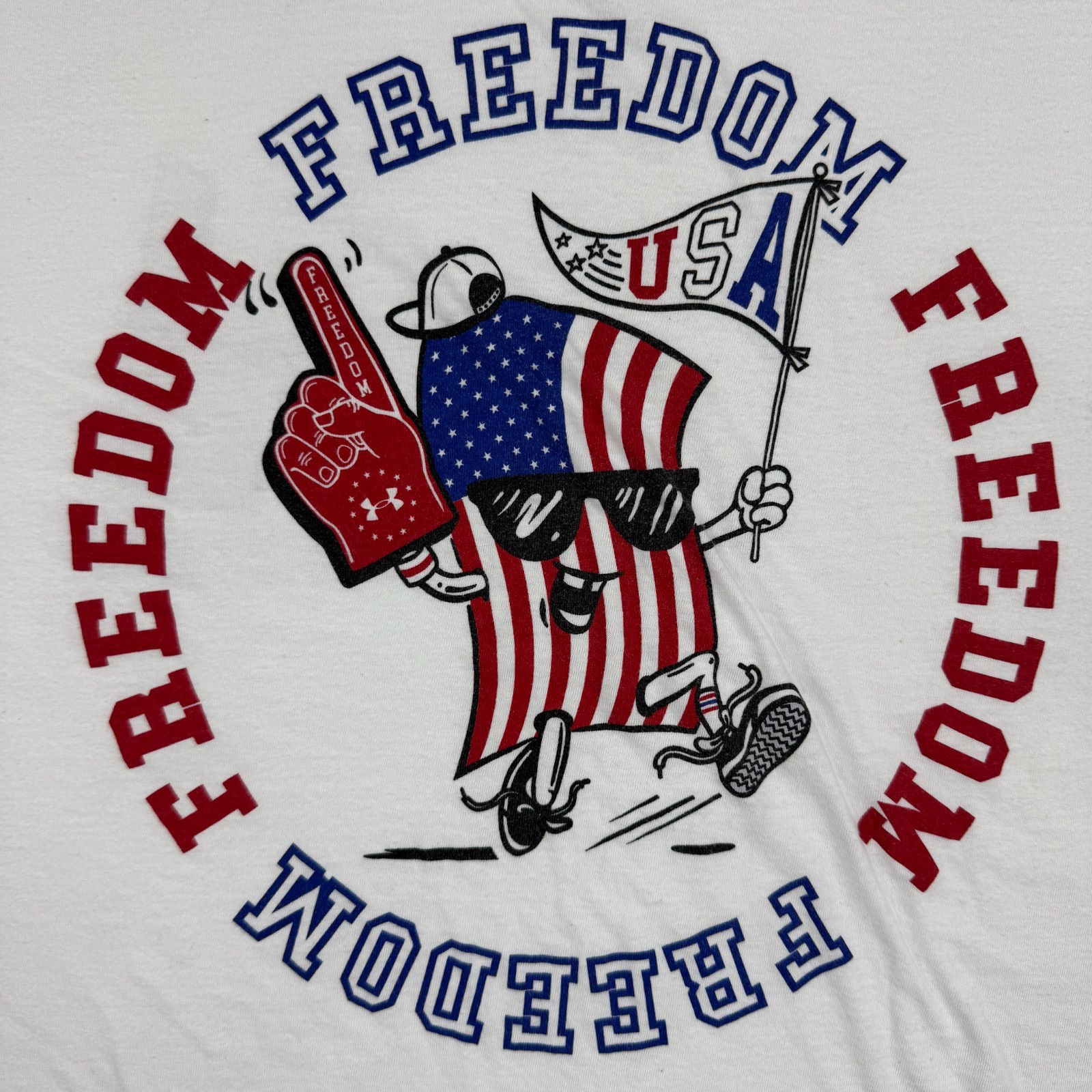 Under Armour HeatGear Mens XL T-Shirt White Freedom Celebrate Graphic gallery