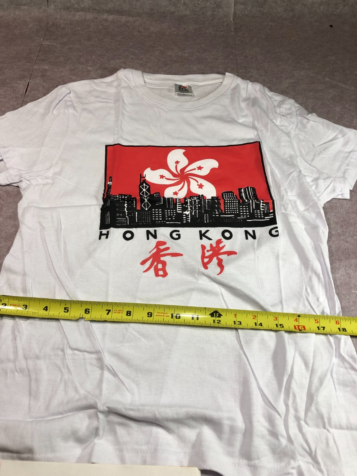 New, T shirt, Hong Kong prints, featuring flower and high-rise background L gallery
