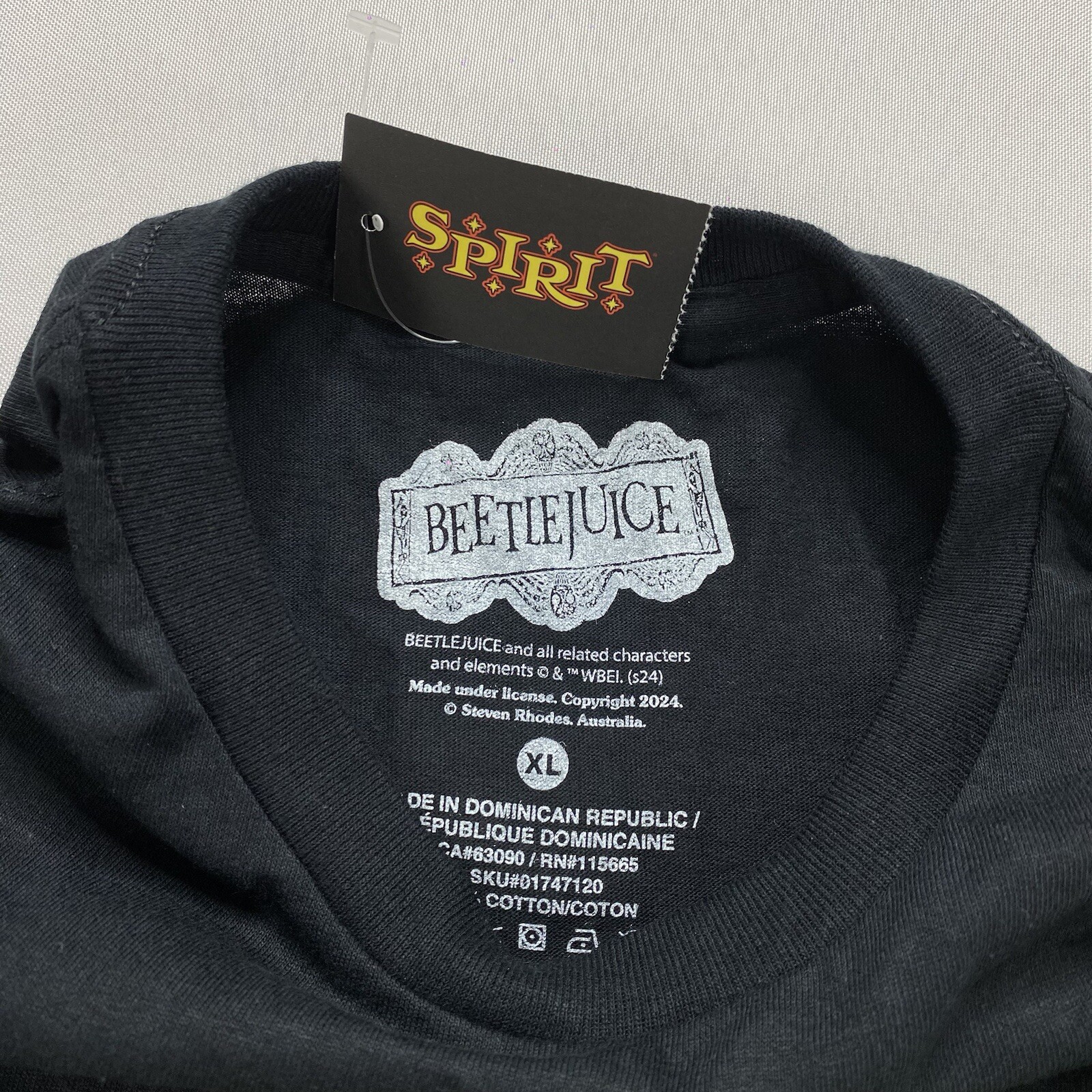 [01747120] Spirit Halloween Beetlejuice Snake Serpent Graphic T Shirt Sizes Vary gallery