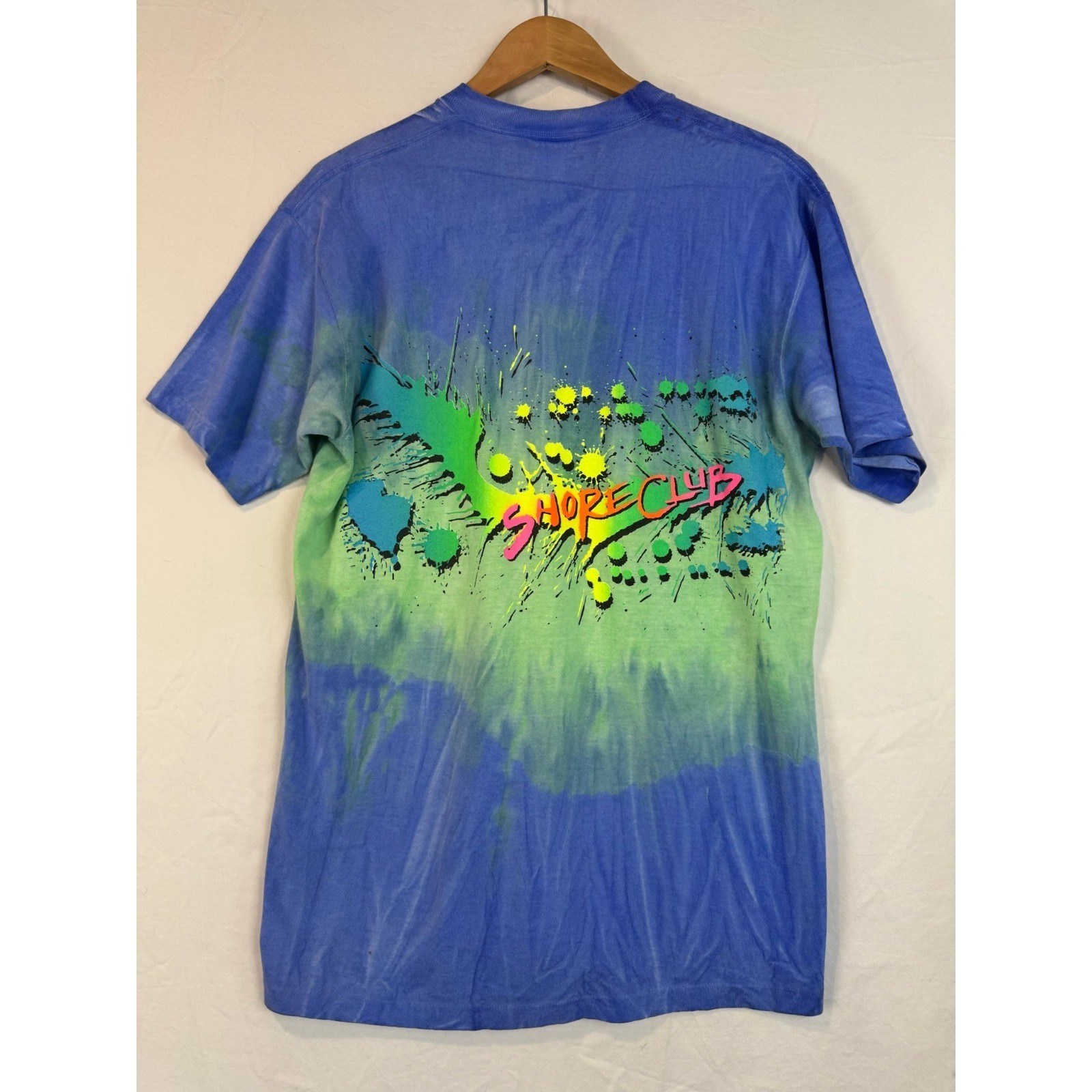 Vintage 90s Shore Club Tie Dye Beach T-Shirt Single Stitch USA Made L Volleyball gallery