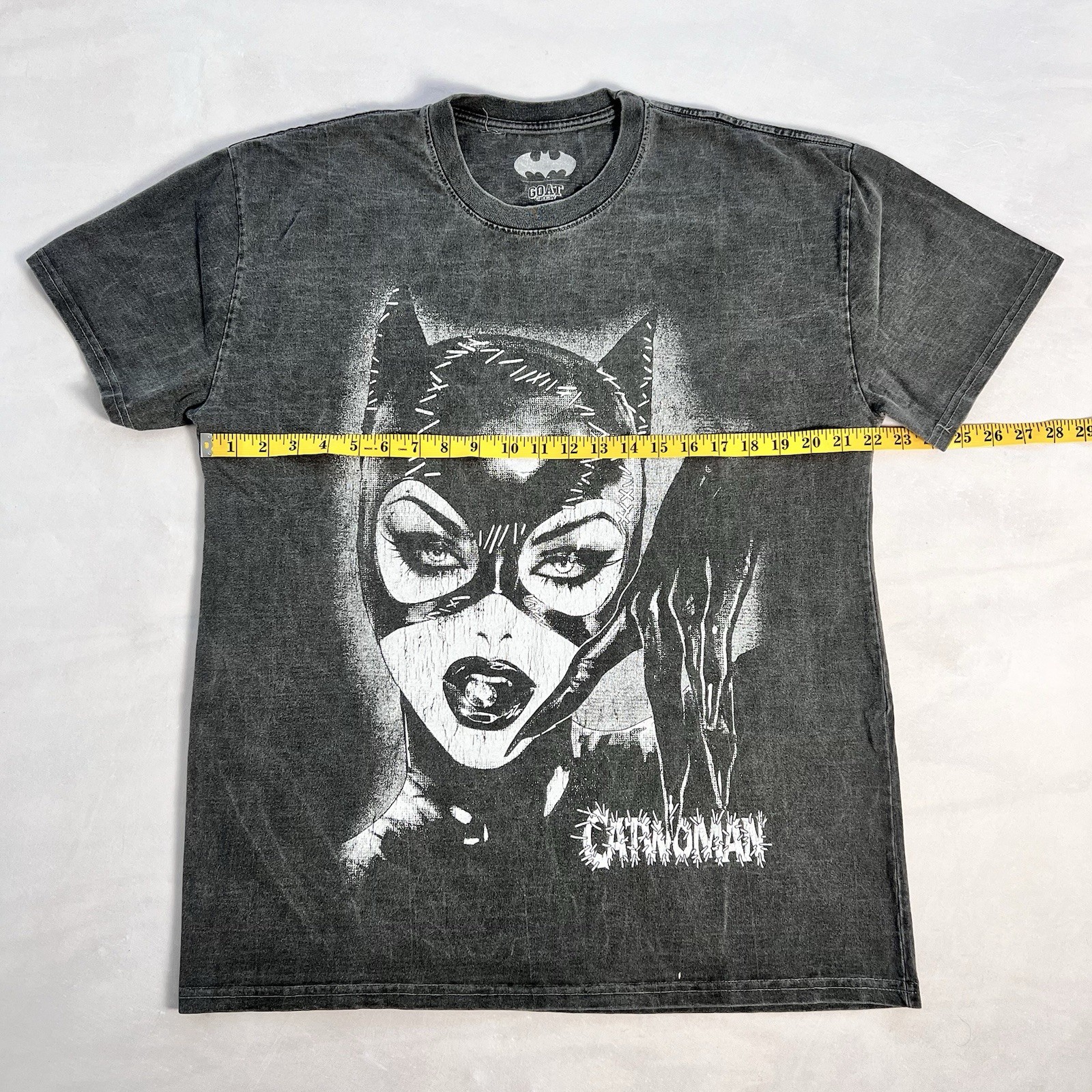 Goat Crew DC Comics Catwoman Graphic T-Shirt Men's Small Grey Mineral Wash Look gallery