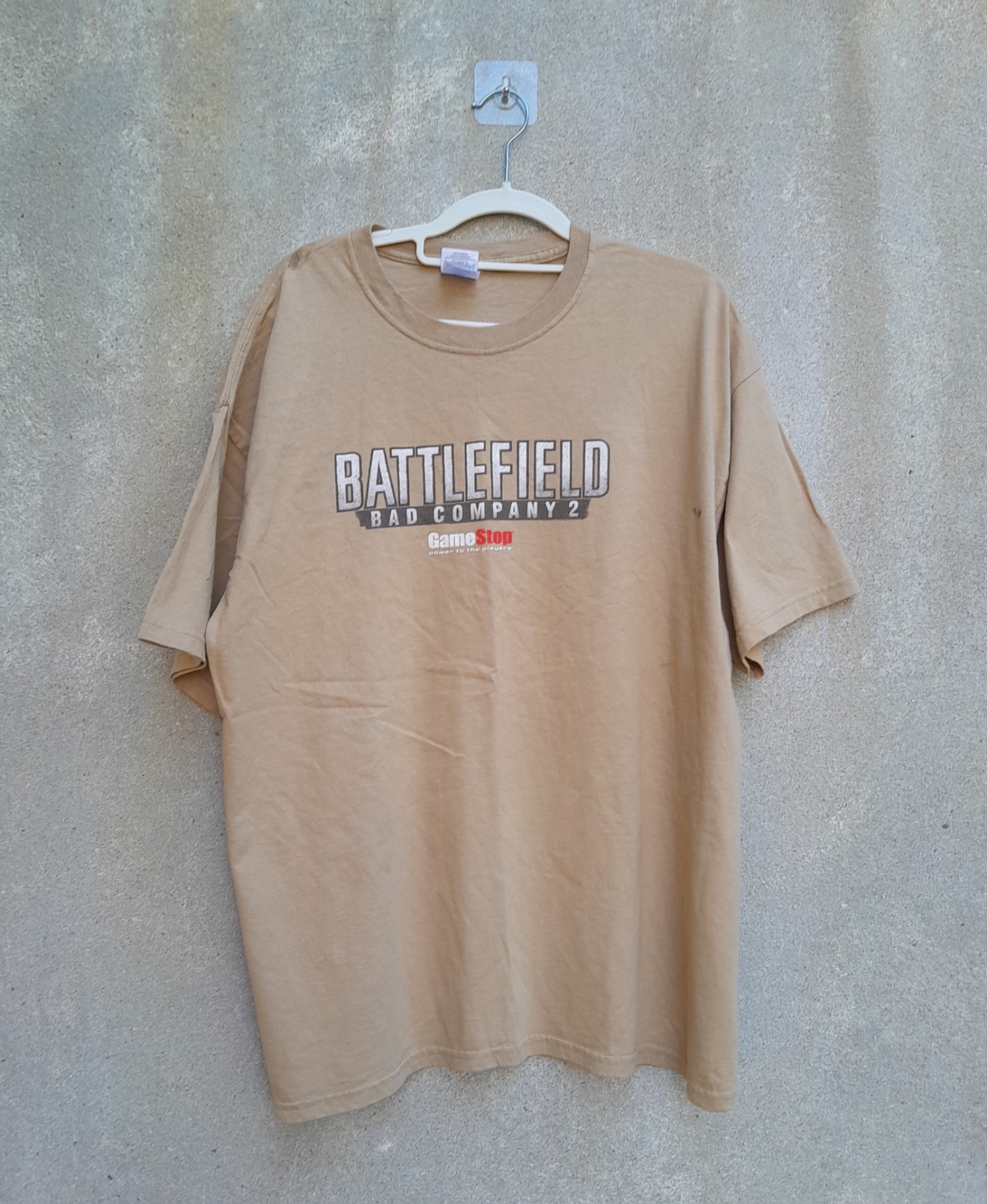 Battlefield Bad Company 2 GameStop Promo Shirt XL Tan Graphic Helicopter Y2k gallery