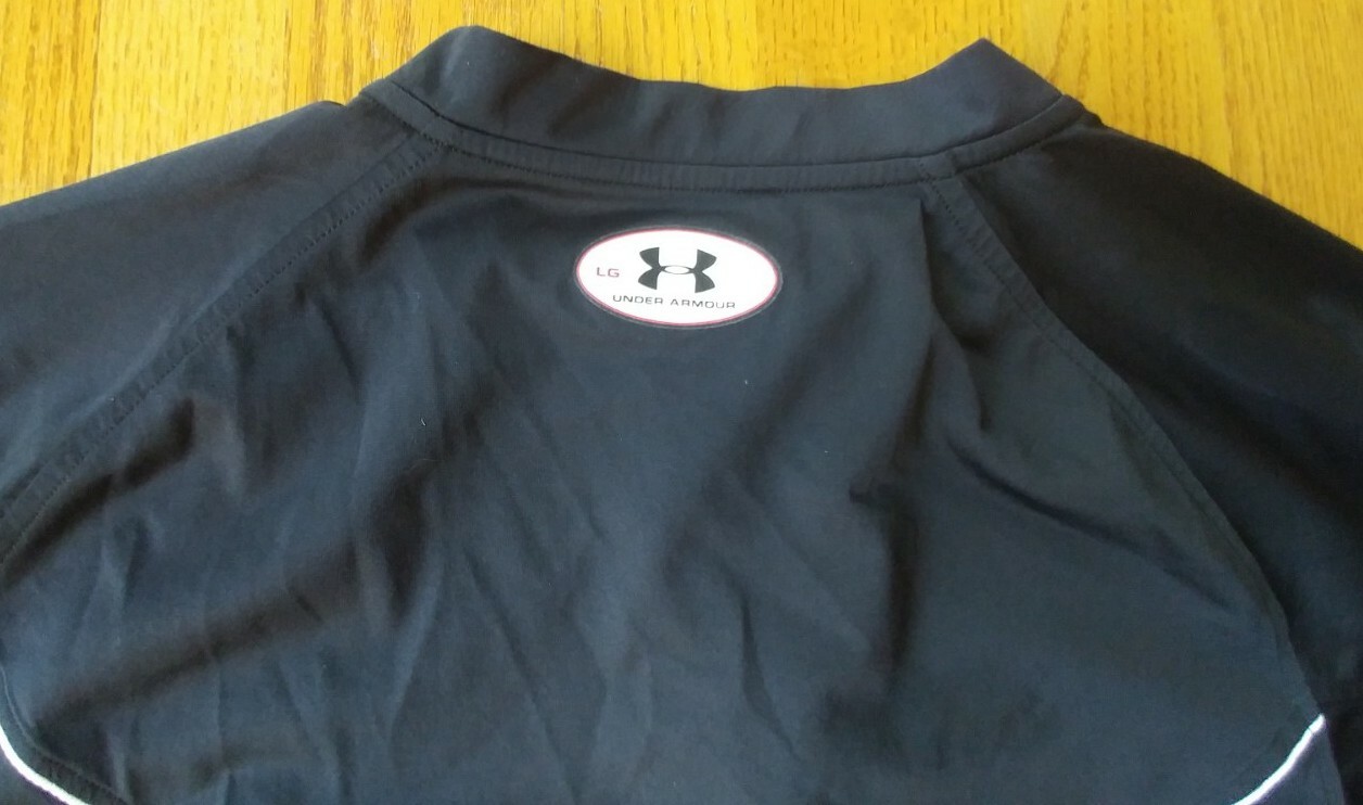 Under Armour Men’s All Season Gear Shirt/Jacket 1/4 Zip Black Large EUC gallery