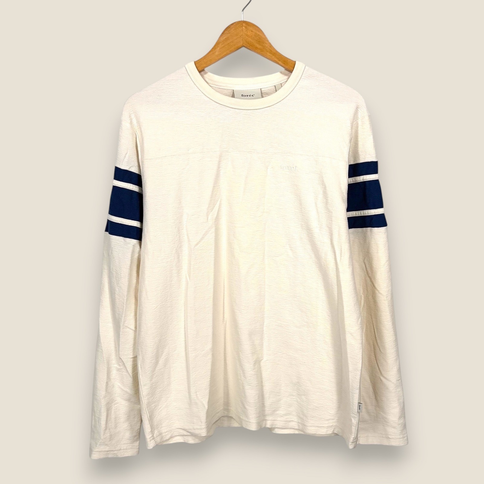 Foret Blaze Long Sleeve Shirt Men Medium Cloud White Blue Stripe Textured Tee gallery