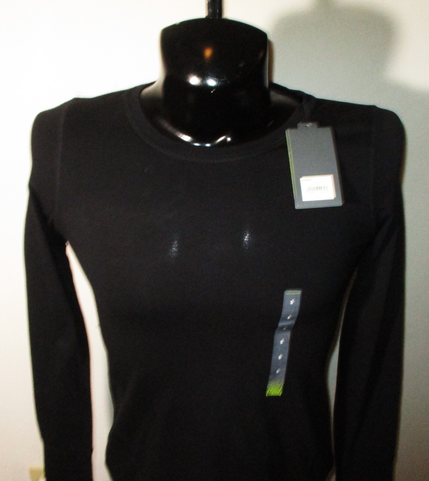 TEK GEAR Black Long Sleeve "DryTek" T-Shirt Size S NWT gallery