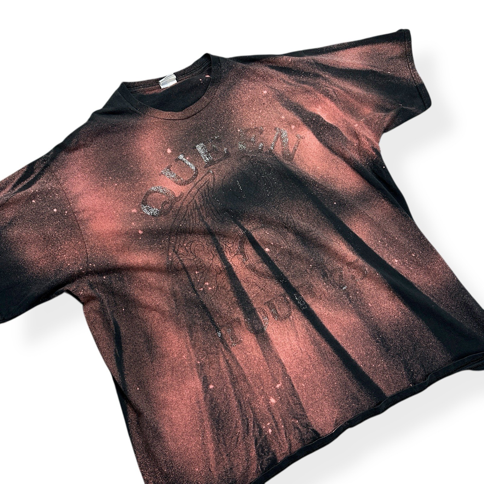 Queen Band Tour ’75 Tie-Dye Graphic T-Shirt Size 2XL Retro Black VTG Spray Style gallery