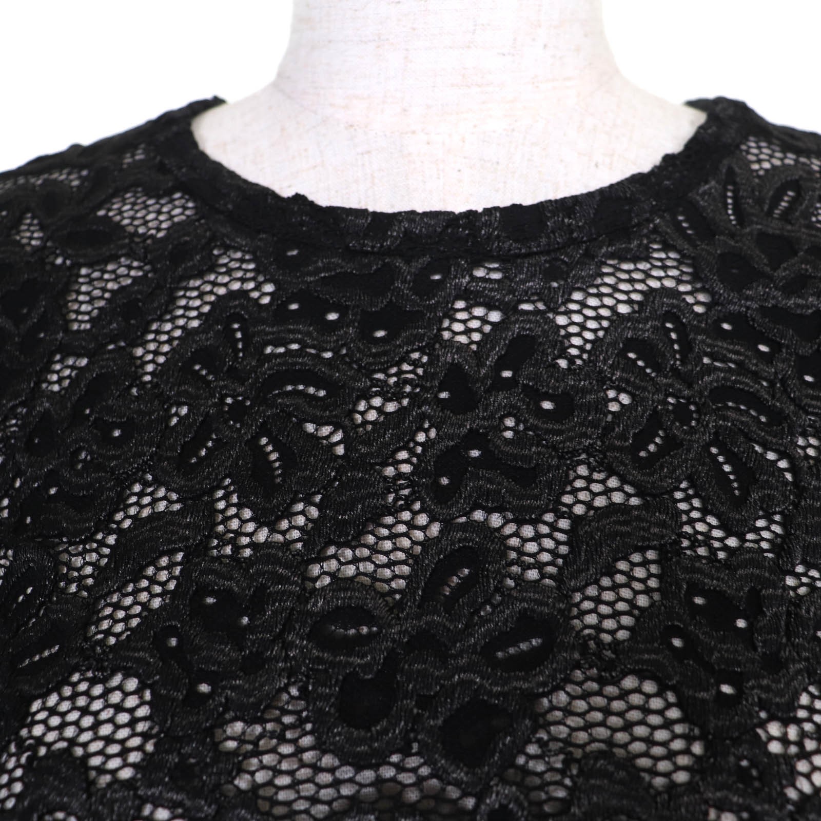 Louis Vuitton Floral Lace Nylon Blend T Shirt - DUTY FREE gallery