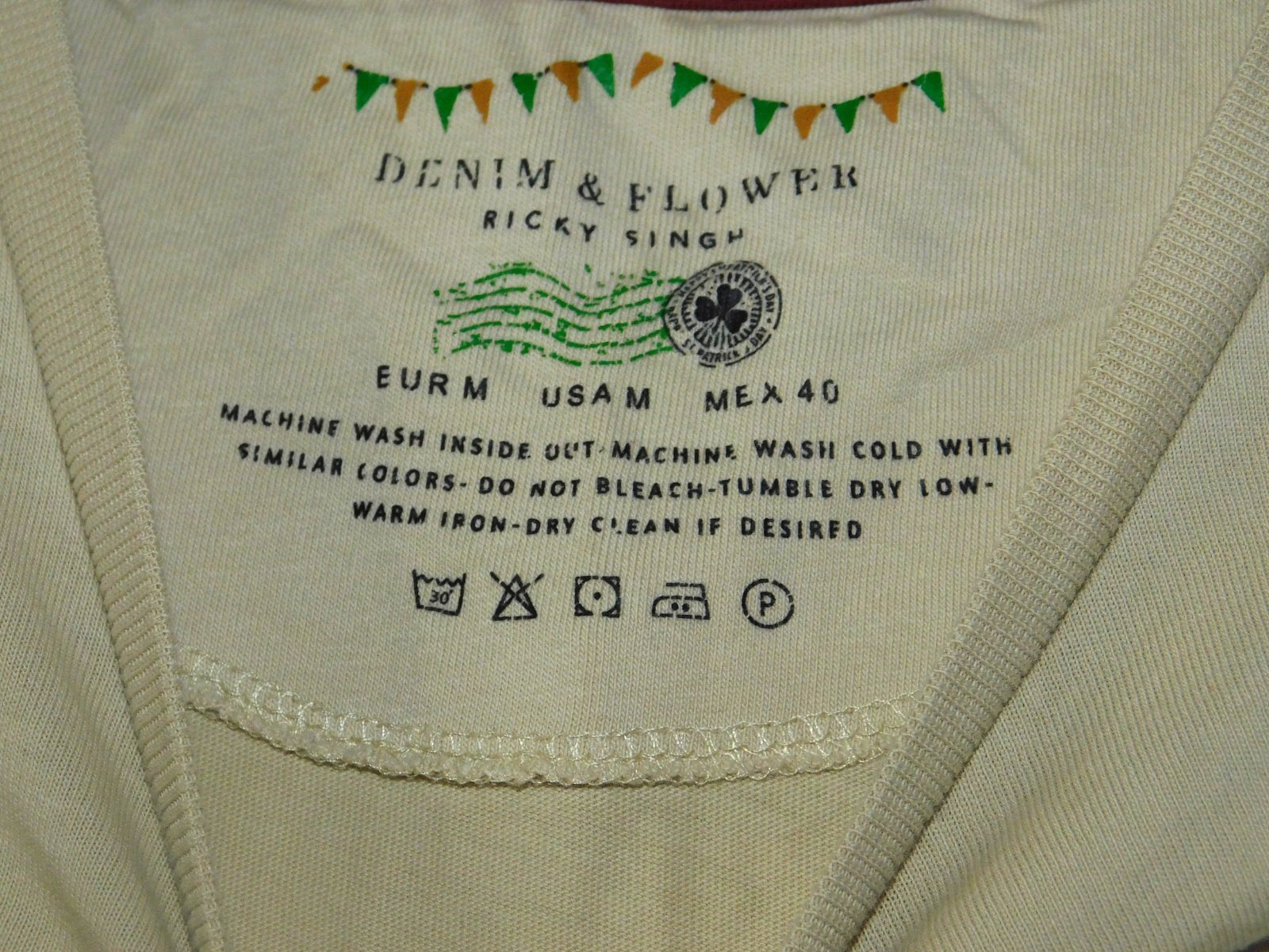 Mens Medium Land of Legend Ireland Tshirt Tan Denim & Flower T Shirt gallery