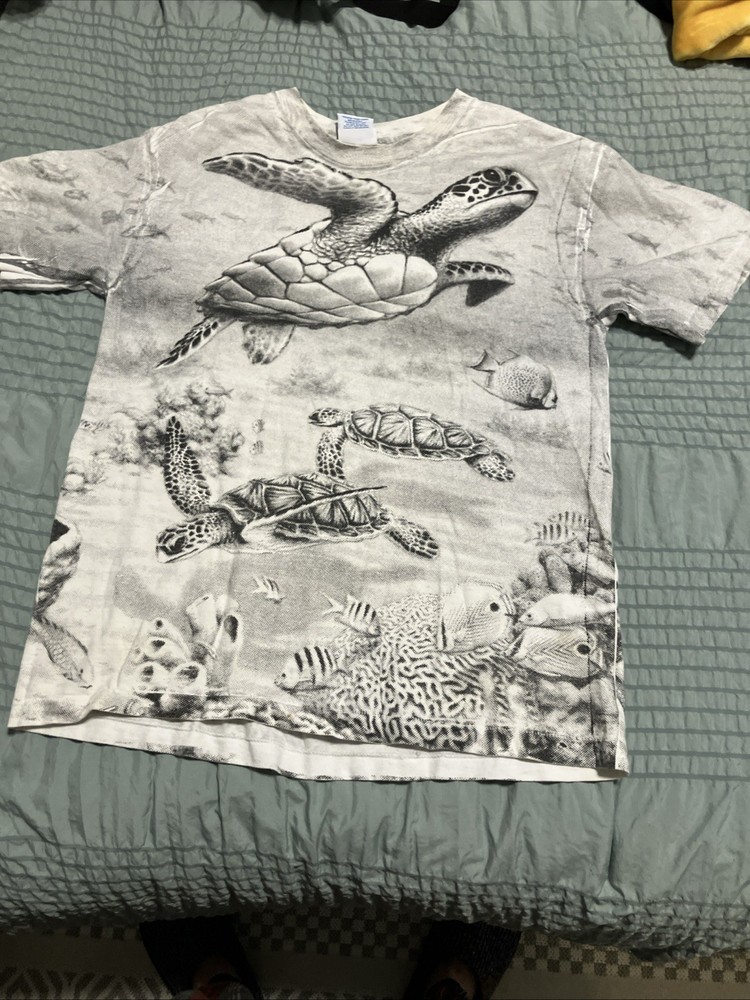 Premier Sportswear Medium Graphic Sea Turtle Shirt Cayman Turtle Farm