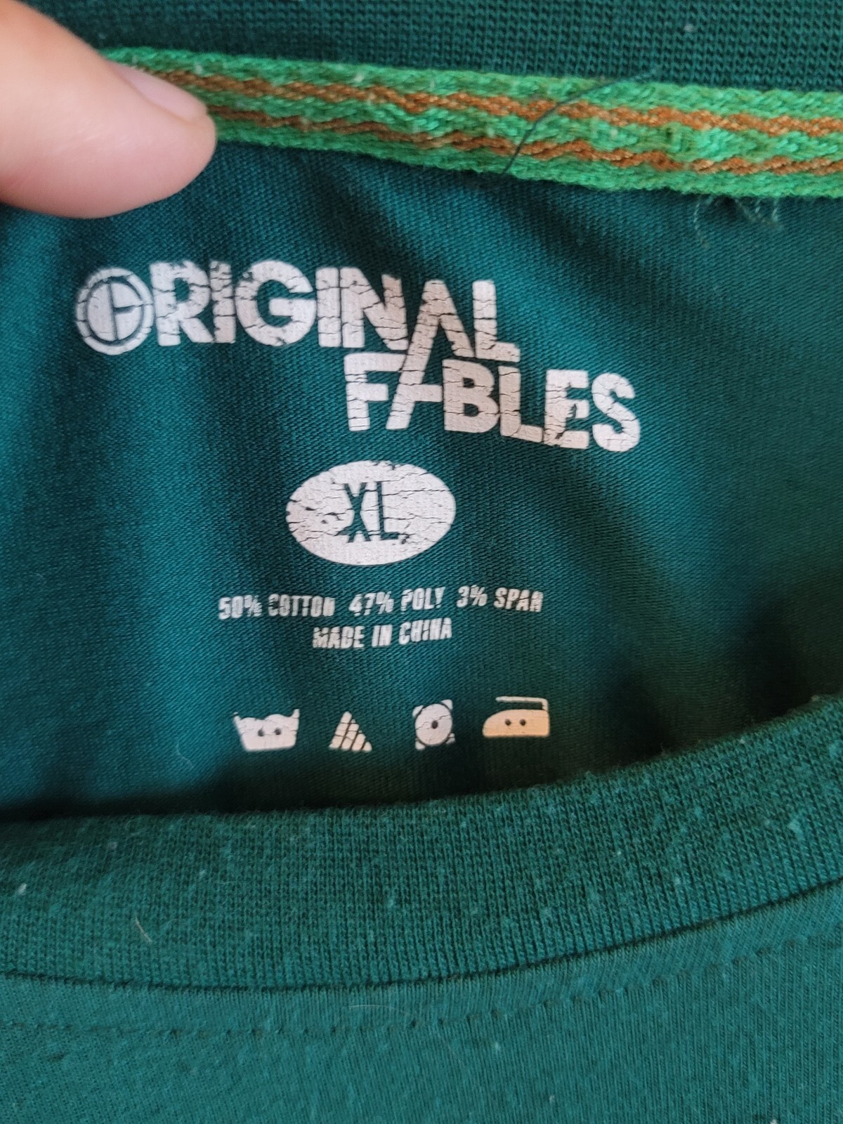 Vintage Original Fables Hip Hop T-Shirt Mens XL Y2K Embroidered Praying Hands T gallery