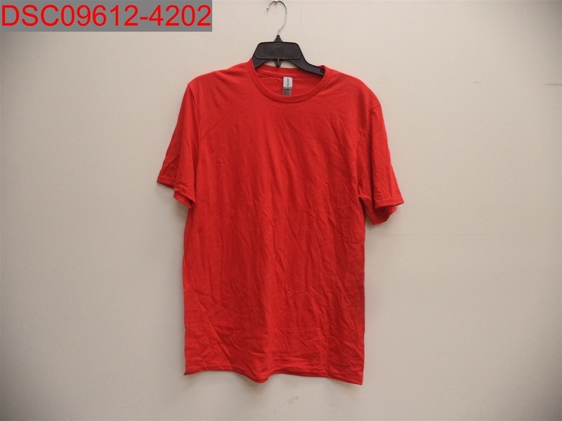 NWOT – Gildan Unisex Adult Red 8 Pack Softstyle Cotton T-Shirts, Sizes S-XL
