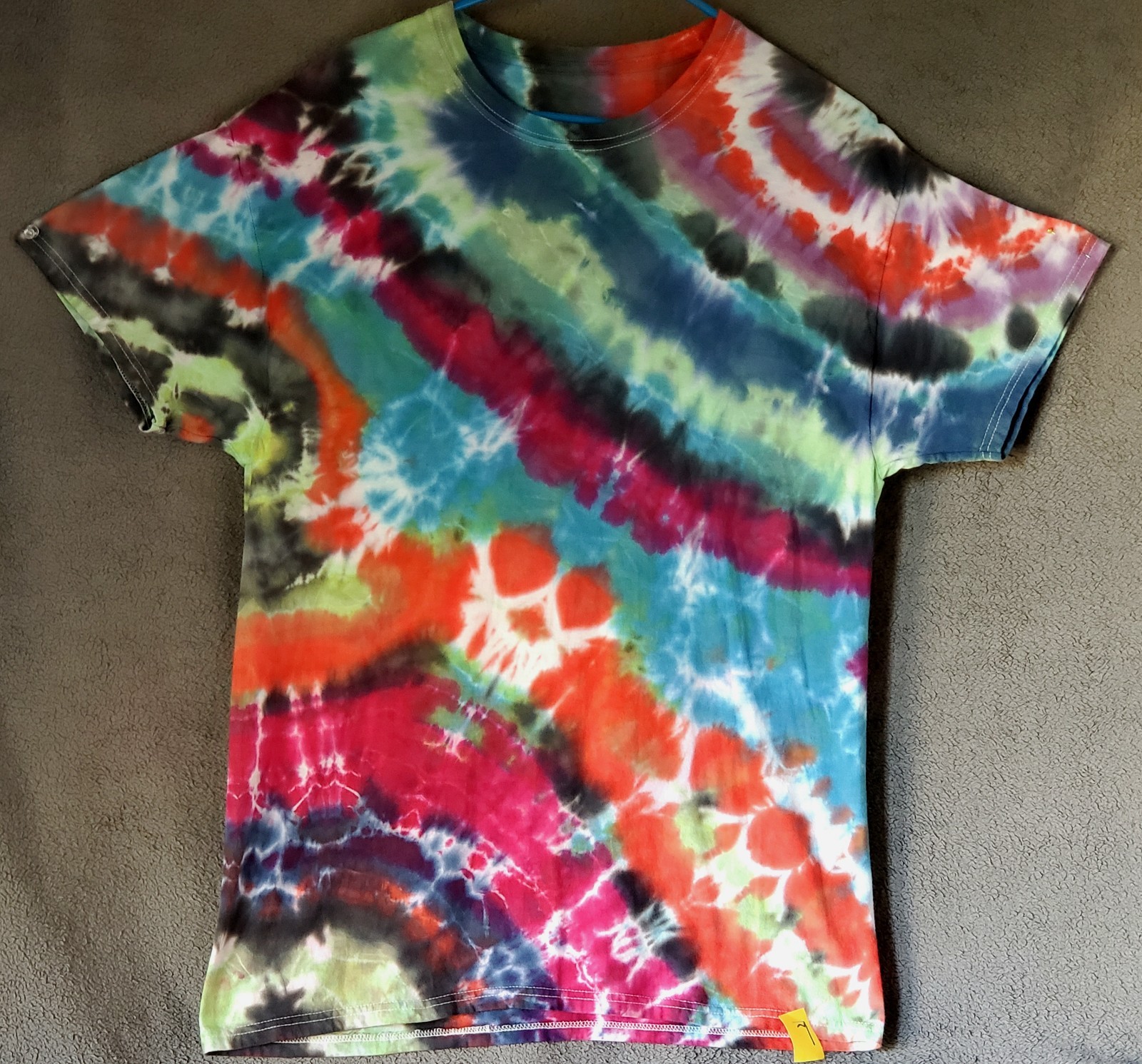 HANES SIZE LARGE 100% Cotton Tye Dyed Shirt Pre-washed WON'T FADE VERY SOFT gallery