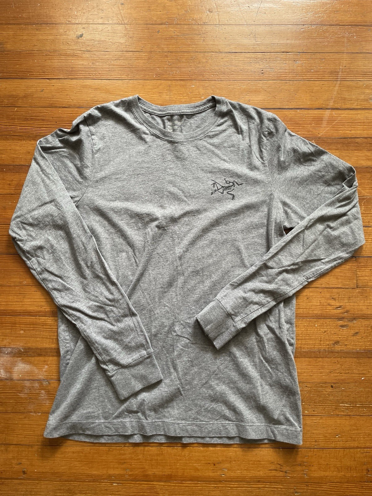 arcteryx mens Medium long sleeve shirt gallery
