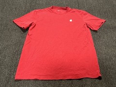 Apple Logo Shirt Mens Medium Red Crewneck Graphic T-Shirt Tee Apple Store