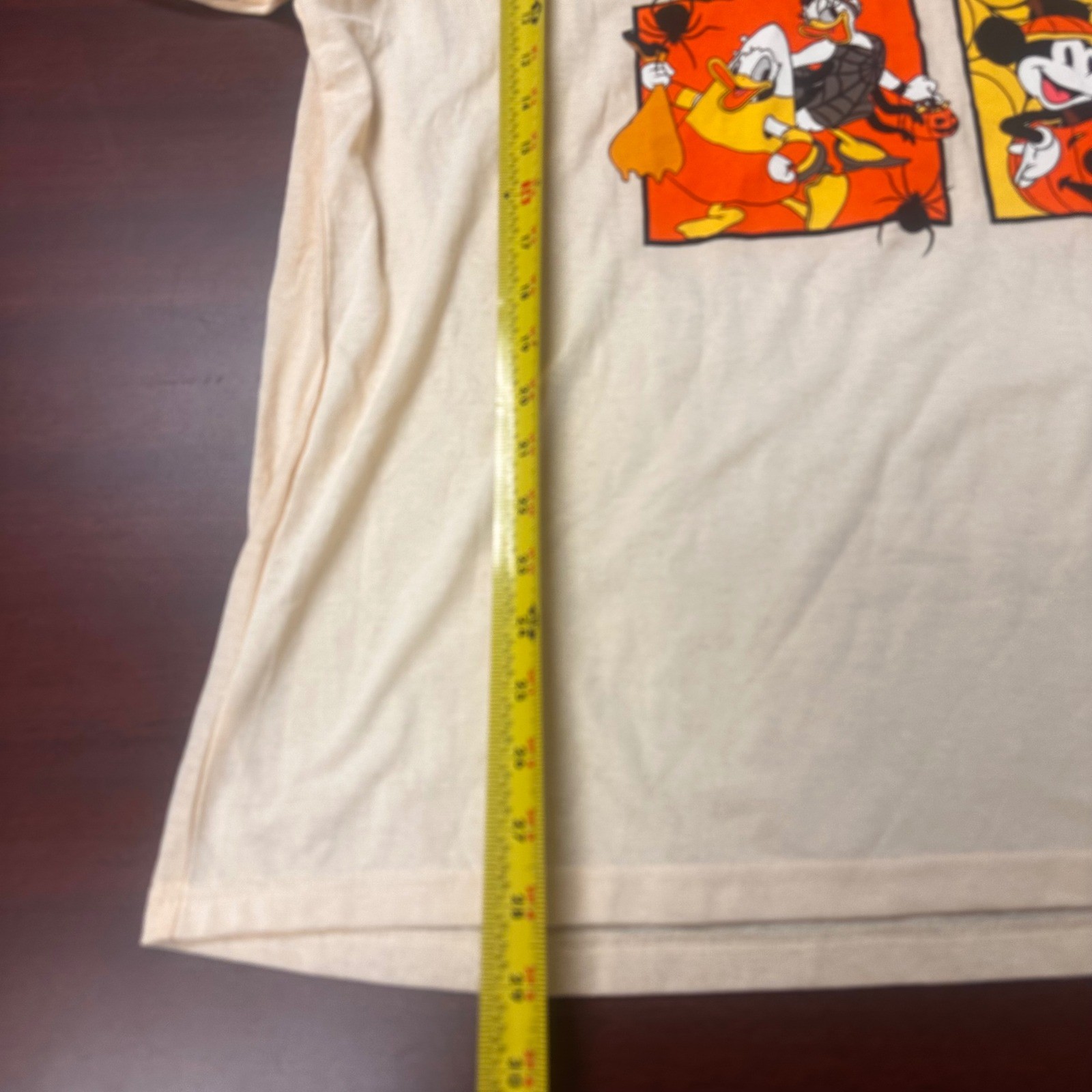 Disney Halloween Cream Graphic T-Shirt Size XL Mickey Mouse Donald Duck Goofy gallery