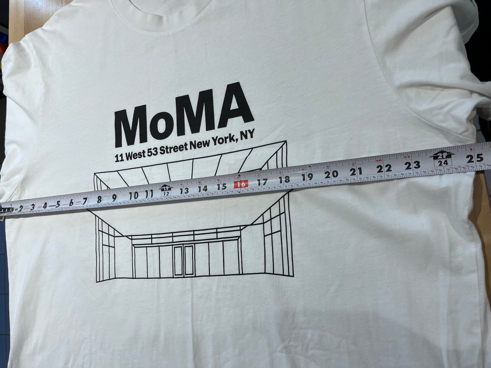 Uniqlo UT x MoMA New York Graphics WHITE T-Shirt - Men's Sz XXL gallery