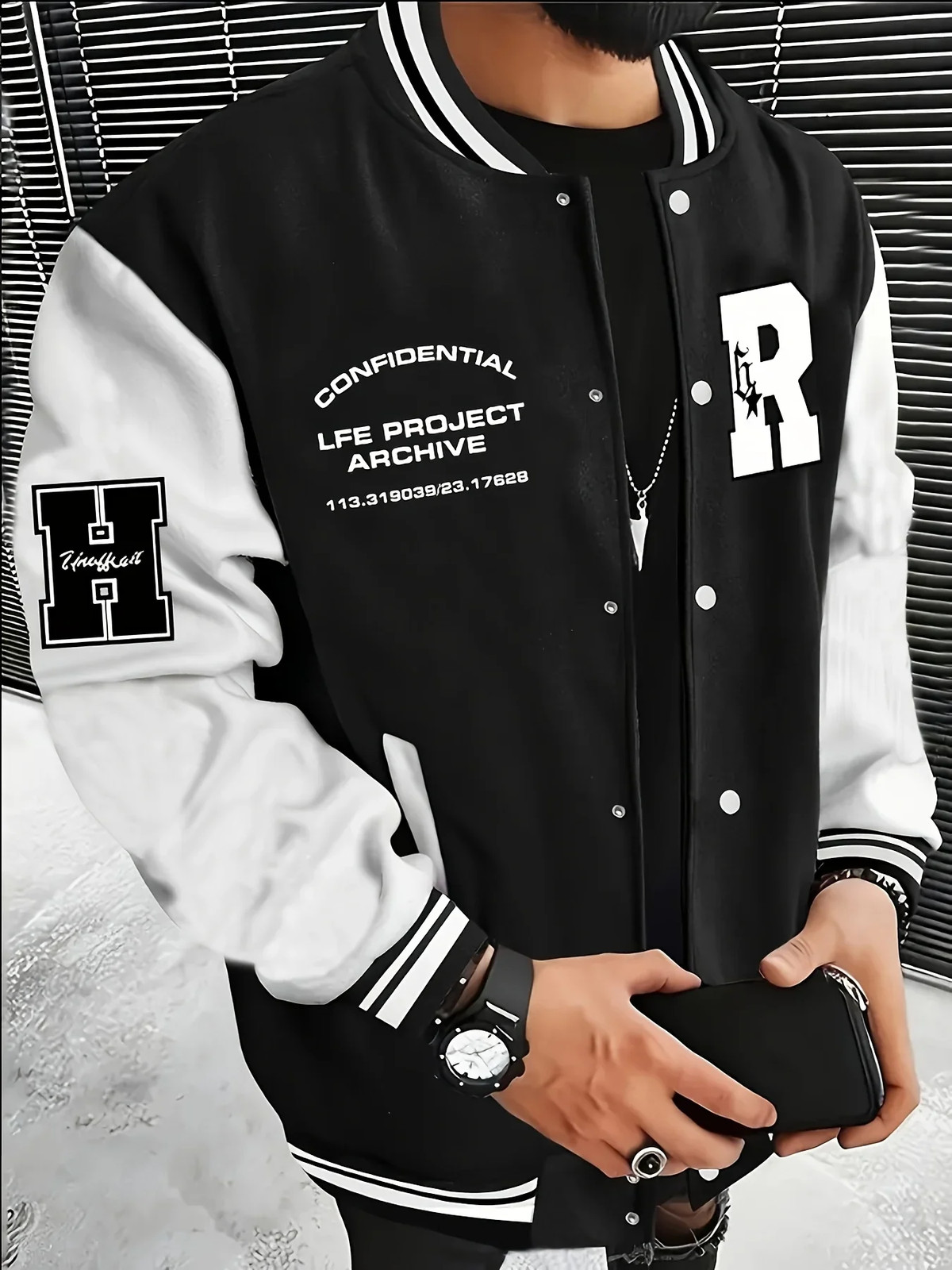 Men’s Fashionable R Letter Splicing Casual Street Style Baseball Jacket with Bu