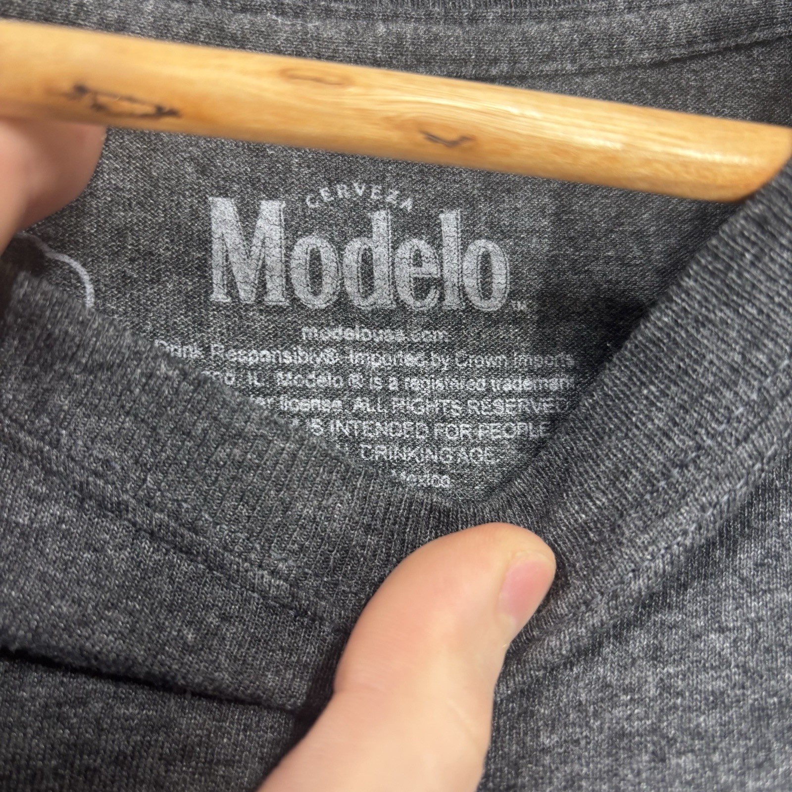 Modelo Men's Gray Graphic Short Sleeve T-Shirt Cerveza 2XL gallery