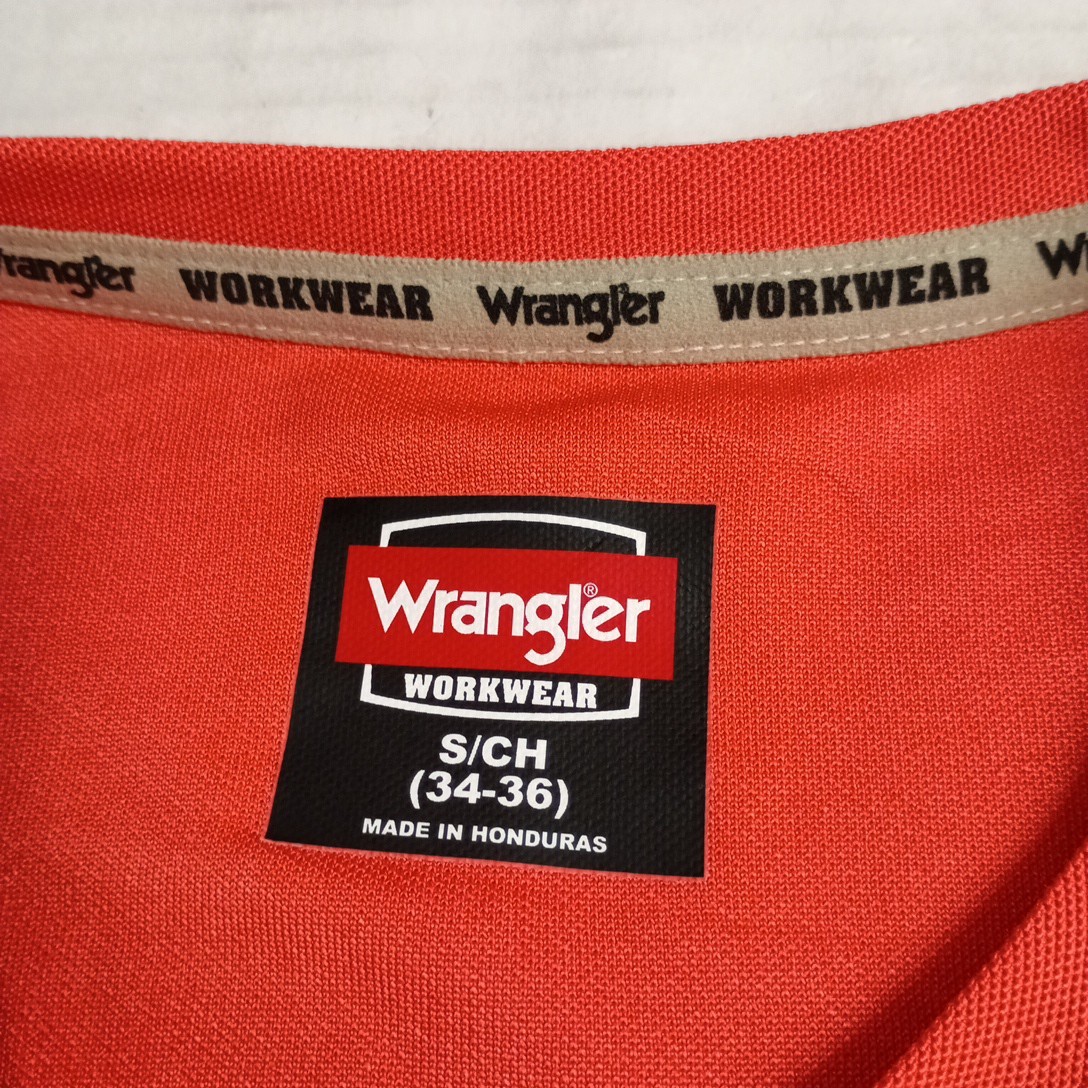 Wrangler Workwear Men's Short Sleeve Performance Tee Cayenne Size S (34-36) NWT gallery