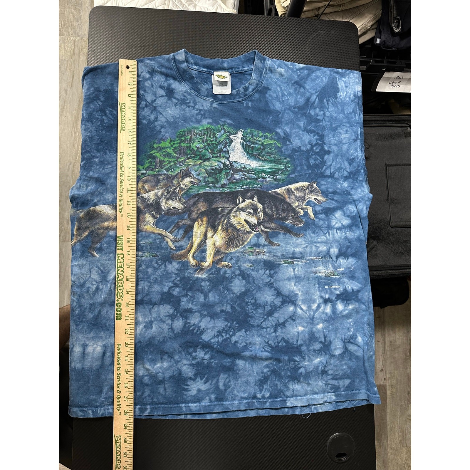 Vintage Rainforest Cafe Wolf Nature Graphic Tee Size XXL Front & Back Graphics gallery