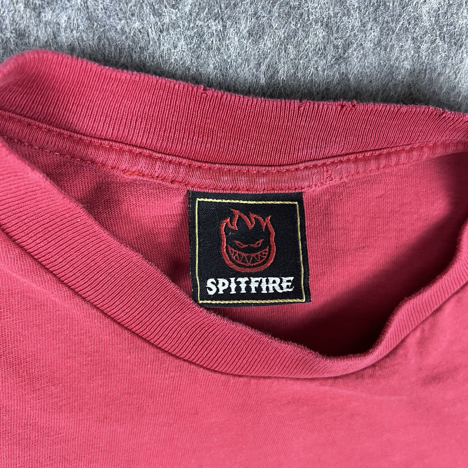 Vtg Y2K Spitfire Wheels Men's T-Shirt Big Head Graphic Red Short Sleeve Size XL gallery