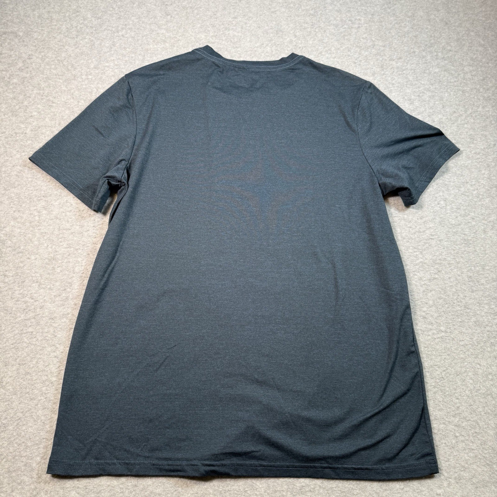 Quince Mens SS T Shirt Polyester Spandex Sz M Preppy Athleisure Eco Conscio gallery