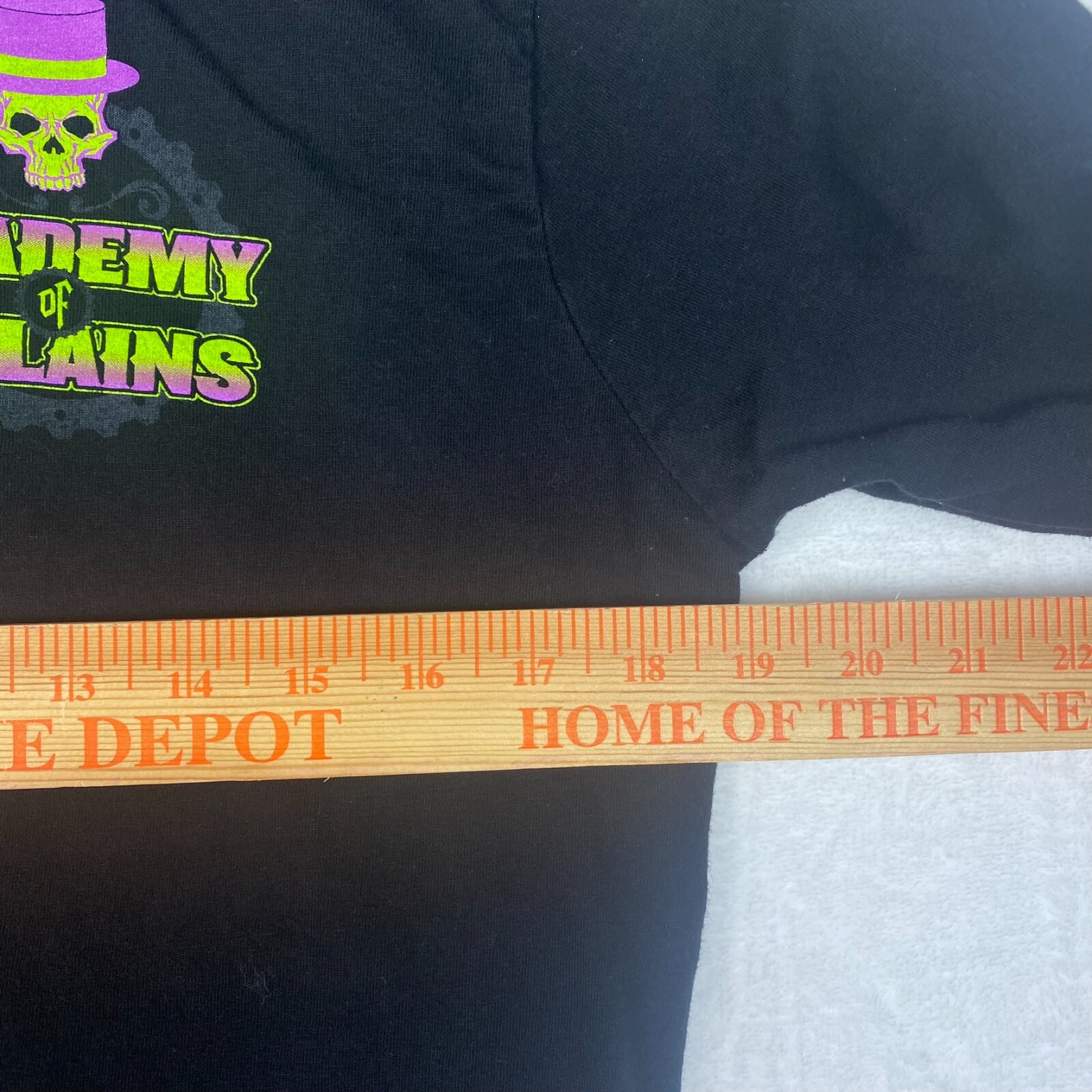 Universal Horror Nights Academy Of Villains Graphic Shirt Mens Medium Black gallery