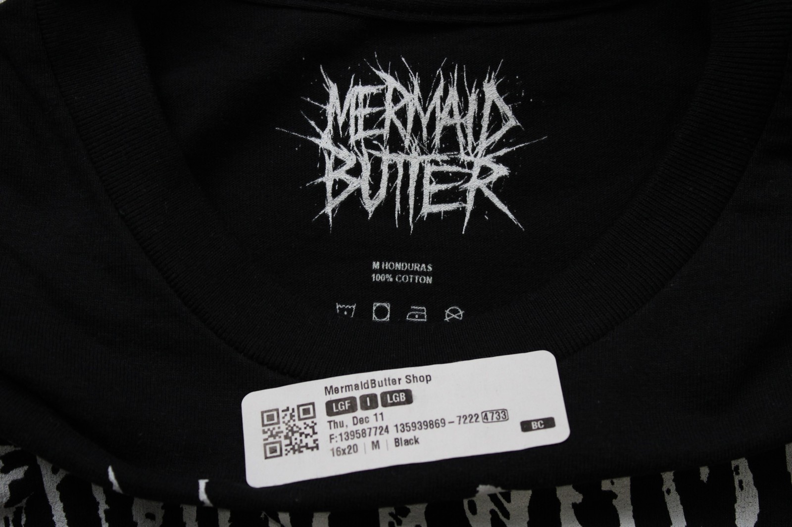 Mermaid Butter Unisex Adult's Short Sleeve Melting Skulls Tee WR4 Black Medium gallery