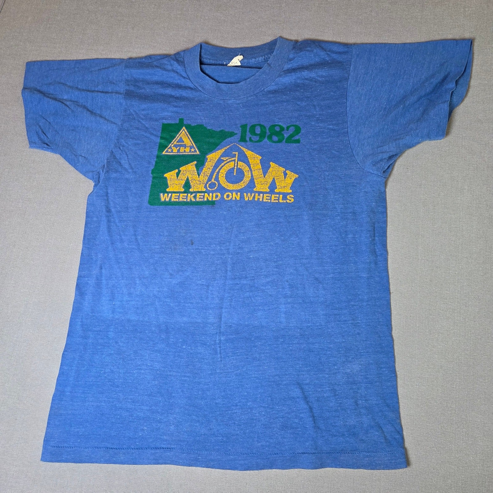 Vintage 1982 Weekend on Wheels WOW Screen Stars Single Stitch T-Shirt gallery