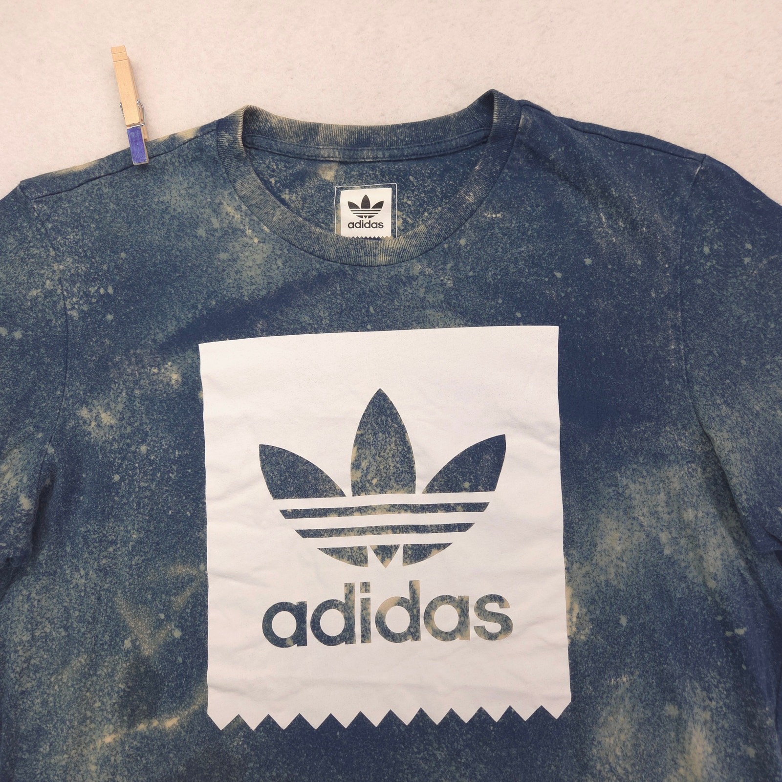 Adidas Casual Crew Neck Short Sleeve Graphic T Shirt Mens Size Large L Tie Dye gallery