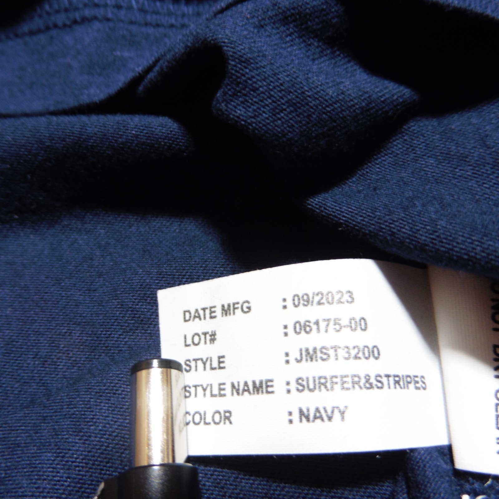 Johnnie-O Men's L Surfer Stripes Crewneck T-Shirt Navy Blue SS 1 Pocket gallery
