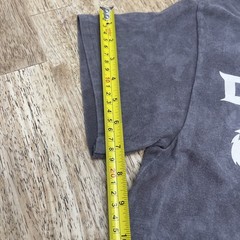 DUNGEONS & DRAGONS Logo Skull Men’s T-shirt Size XS (read) NWT FREE SHIP