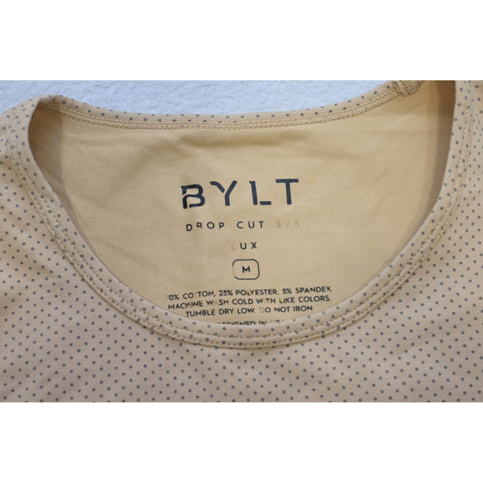 BYLT Drop Cut Lux T-Shirt Mens Medium Tan Perforated Short Sleeve Excellent gallery
