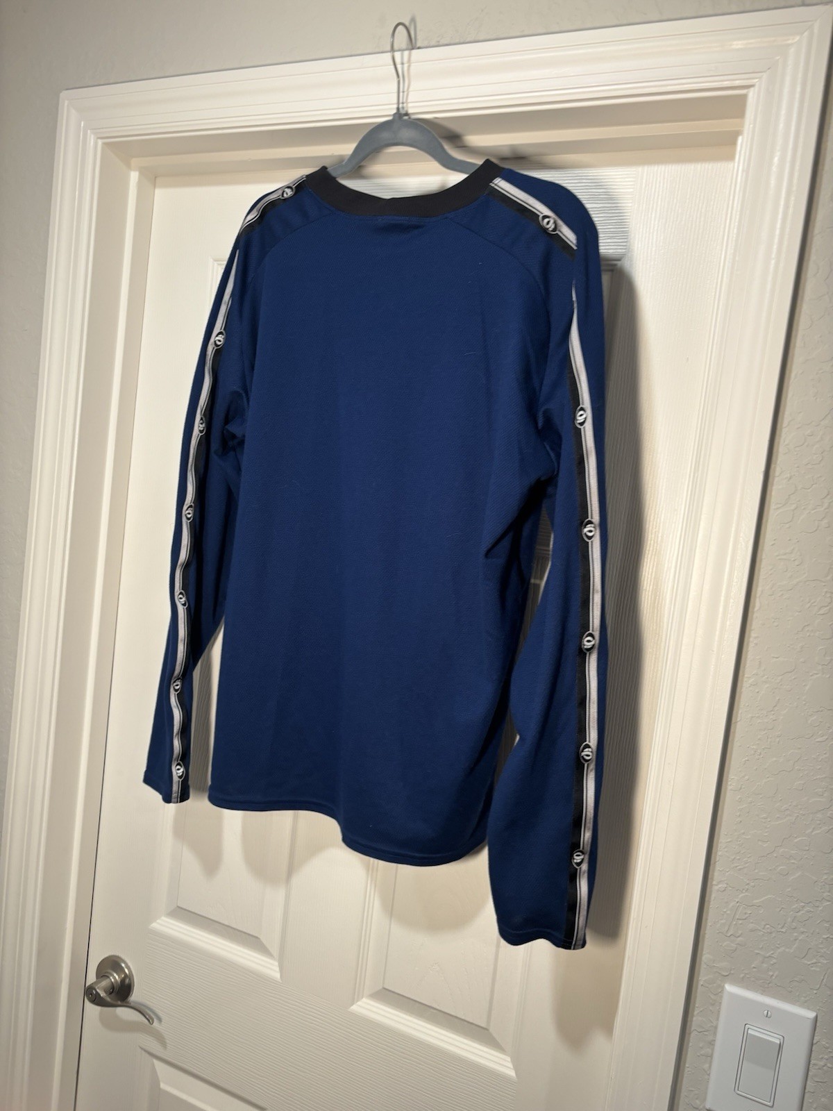 Pearl Izumi Shirt Mens XL Blue White Long Sleeve Crew Polyester Cycling Fitness gallery