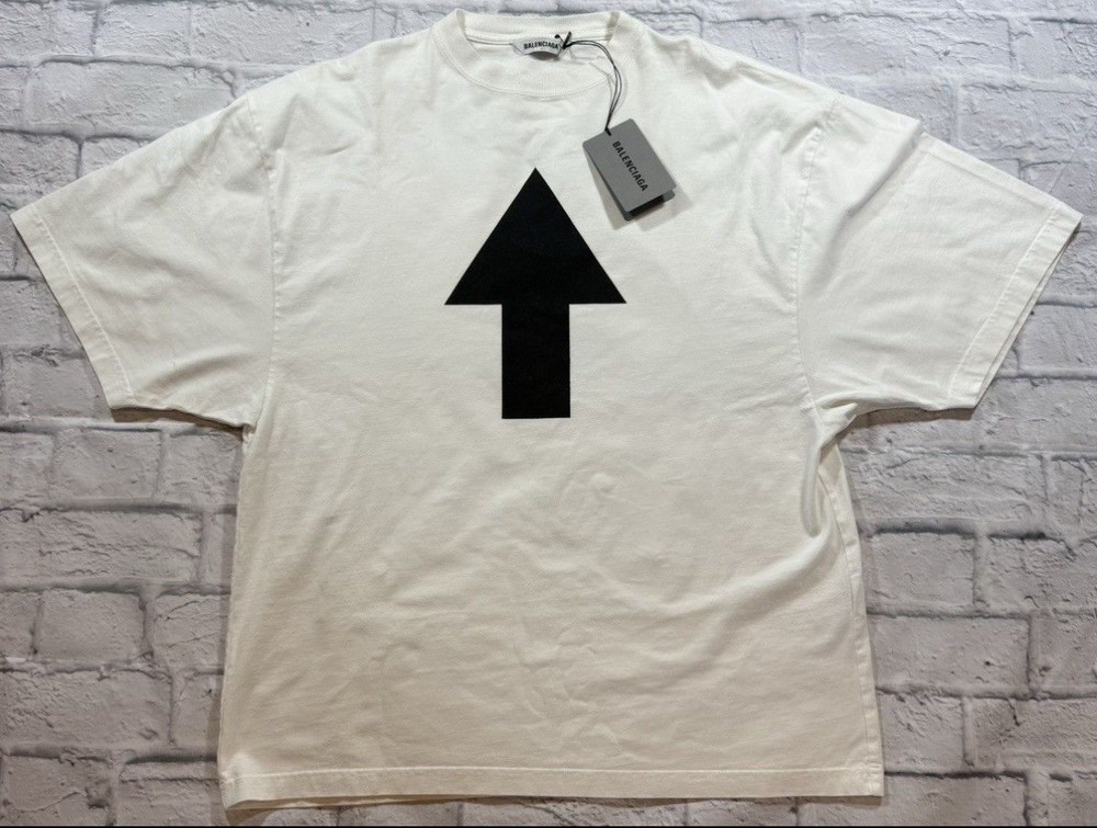 Balenciaga Oversized Arrow No Wifi Logo Print S/S $650 T-Shirt *New With Tags*
