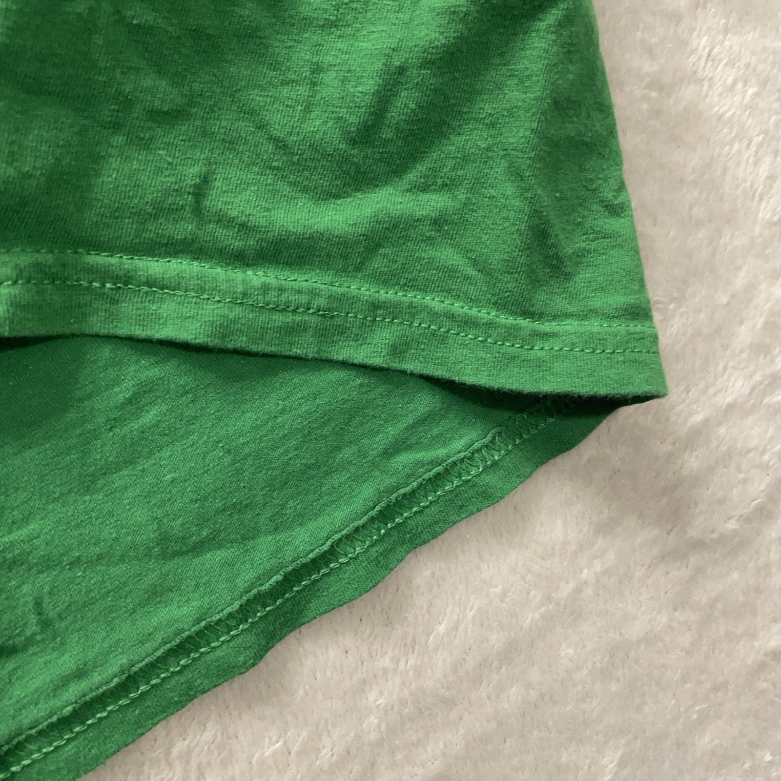 The Office NBC Dunder Mifflin Paper Company Green Logo Lucky T-Shirt Men's L gallery
