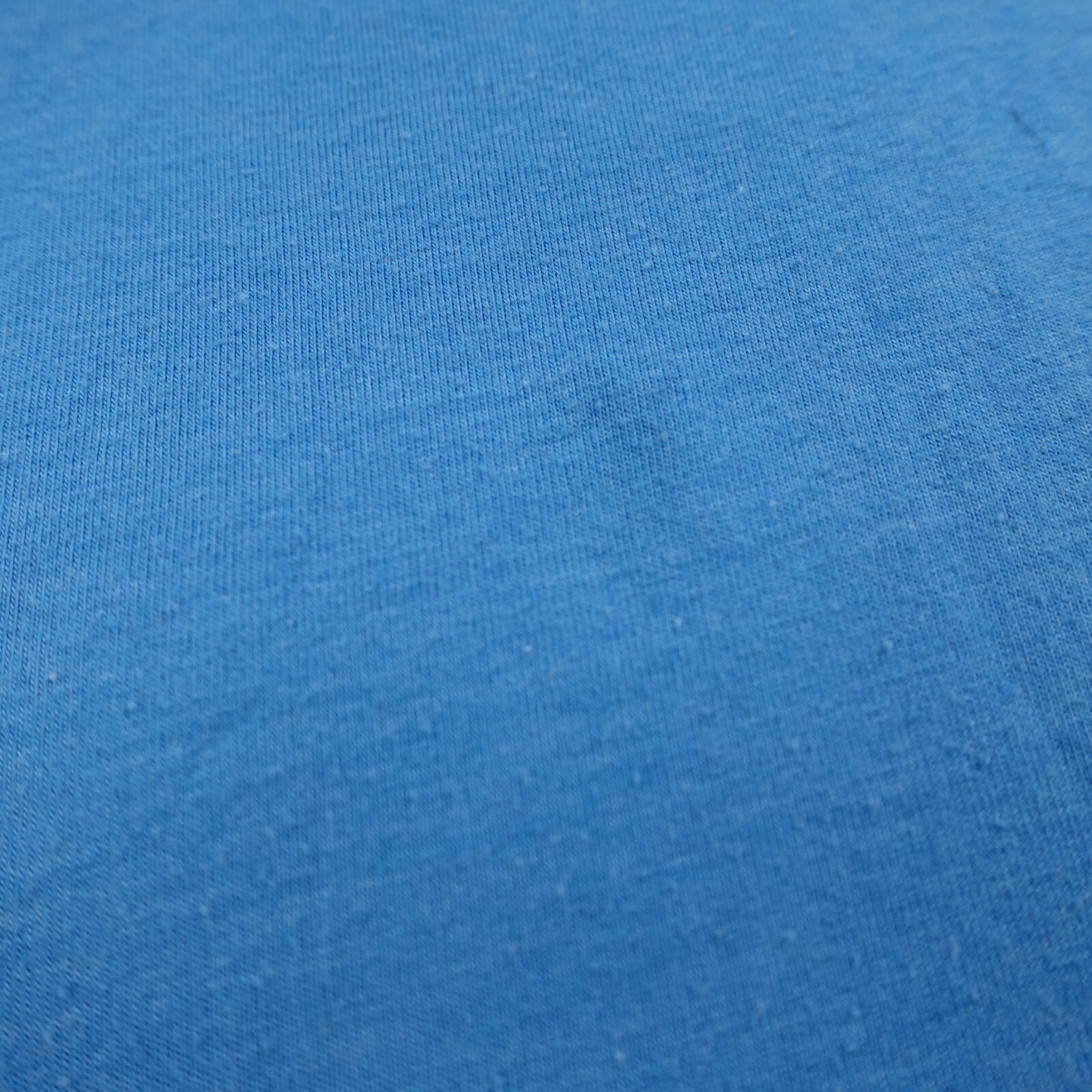 Under Armour Shirt Mens Medium Blue Loose HeatGear Active Athletic Performance gallery